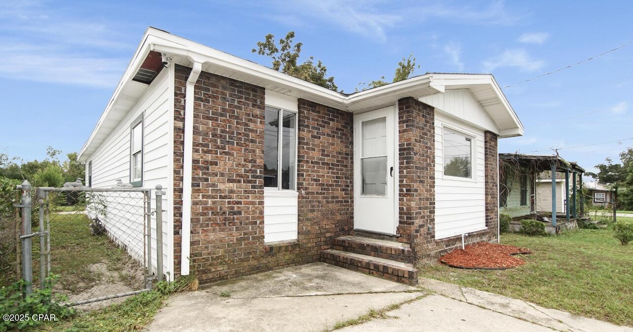 [No Recorded Subdiv] - Residential