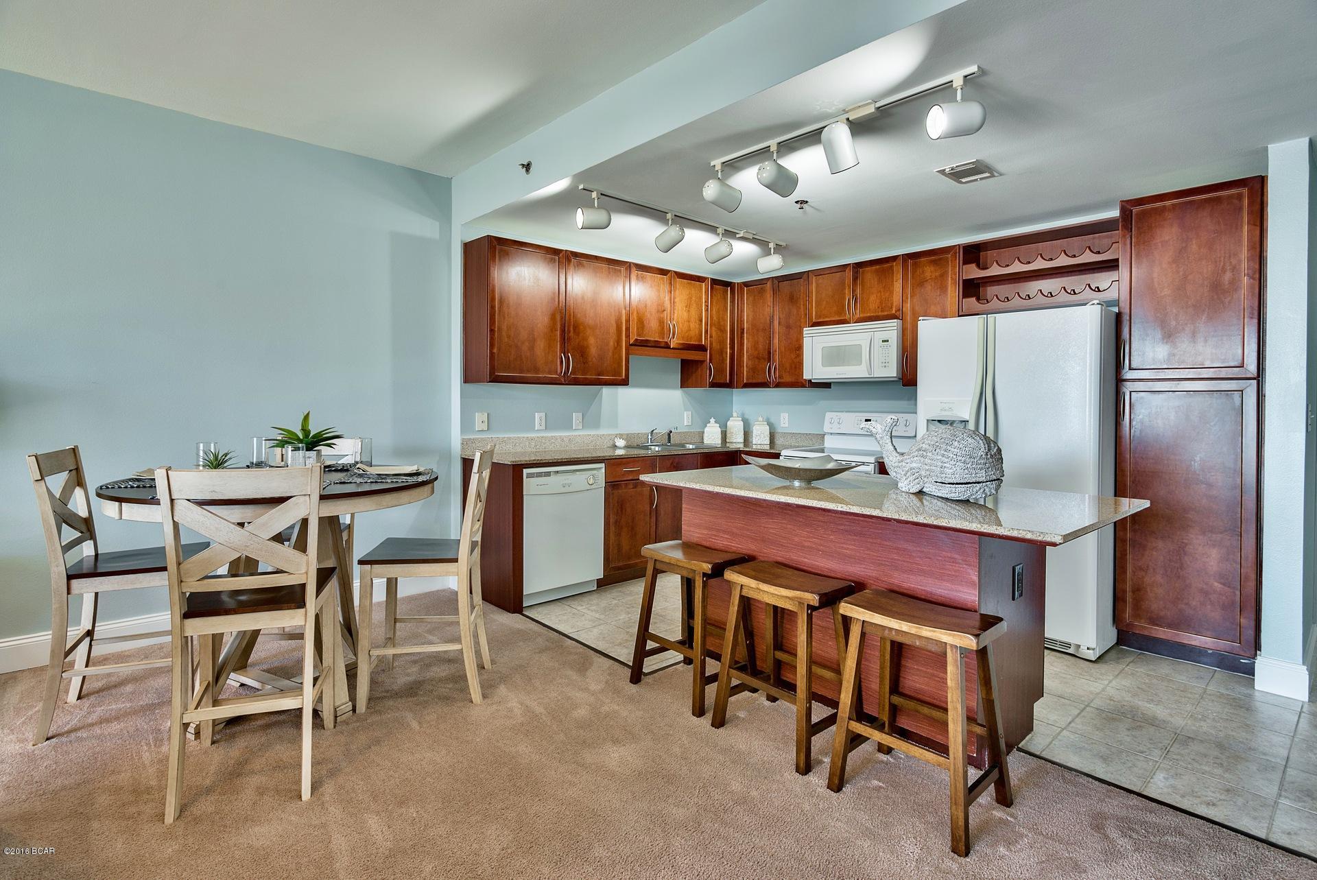 Laketown Wharf - Residential