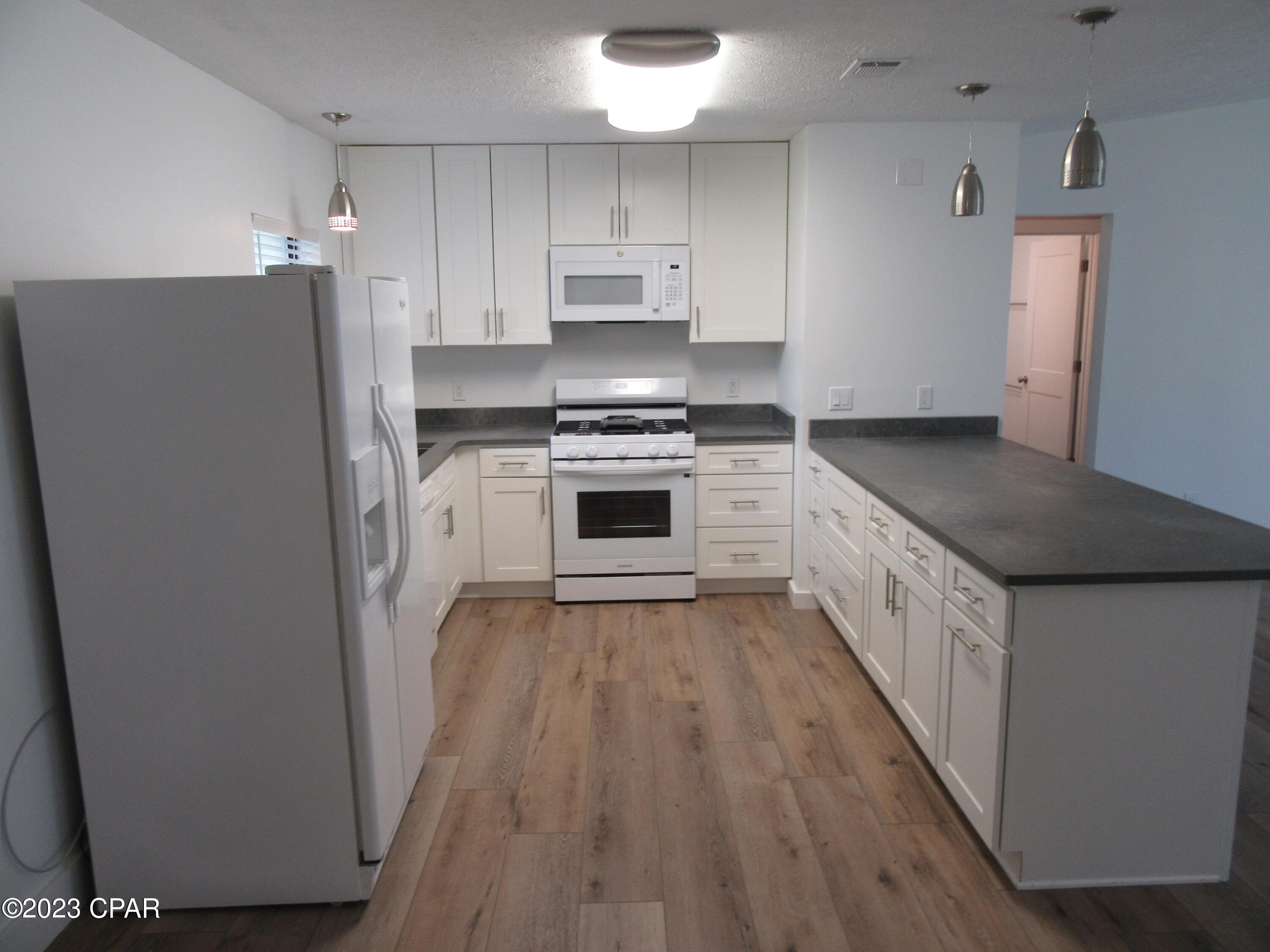 [No Recorded Subdiv] - Residential Lease