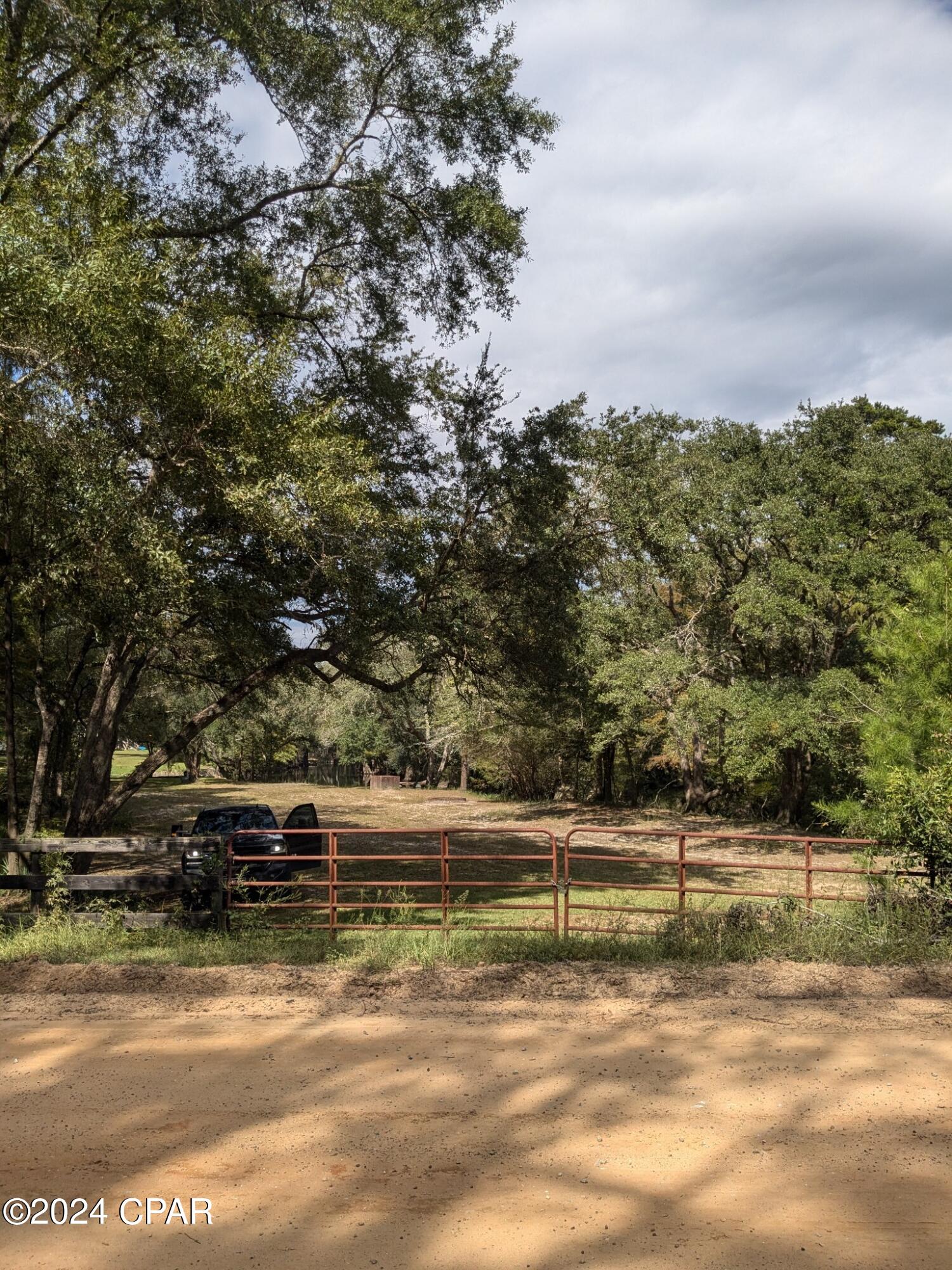 [No Recorded Subdiv] - Land