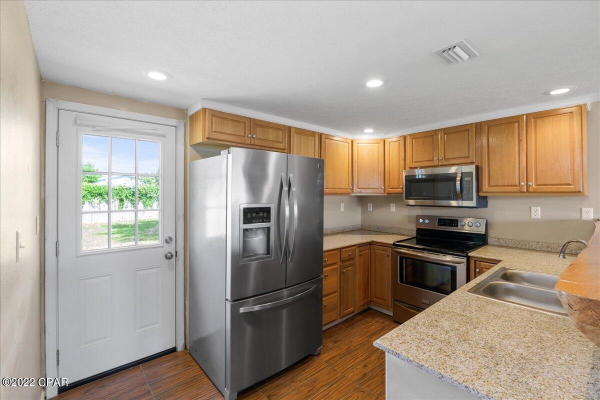 [No Recorded Subdiv] - Residential