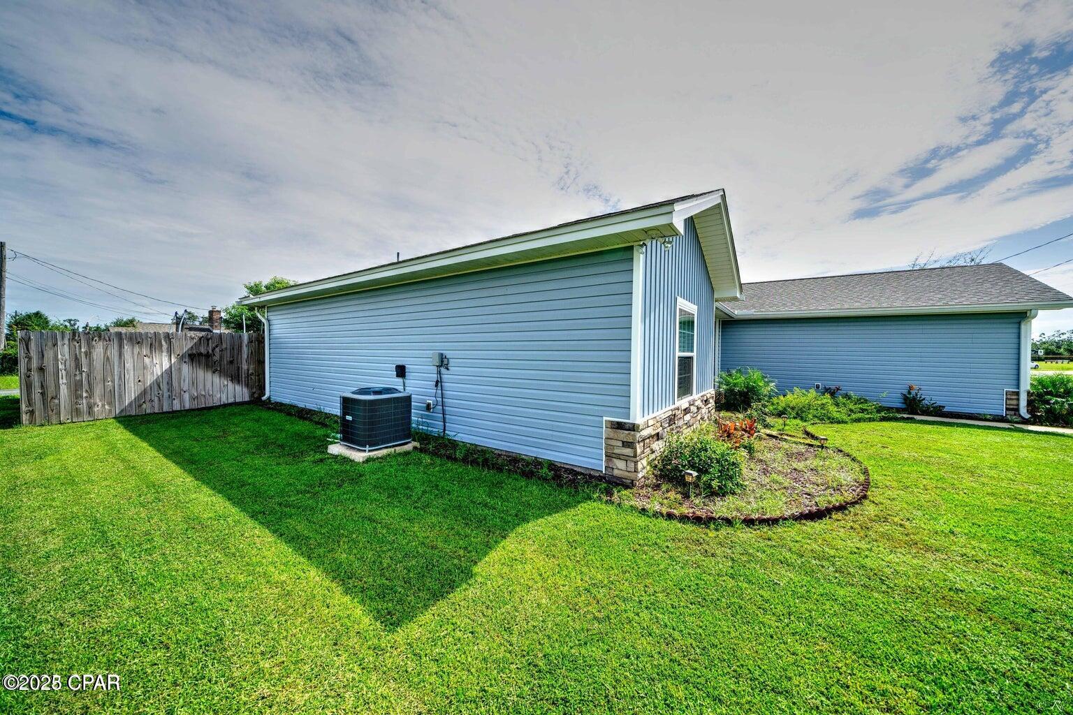 [No Recorded Subdiv] - Residential Lease