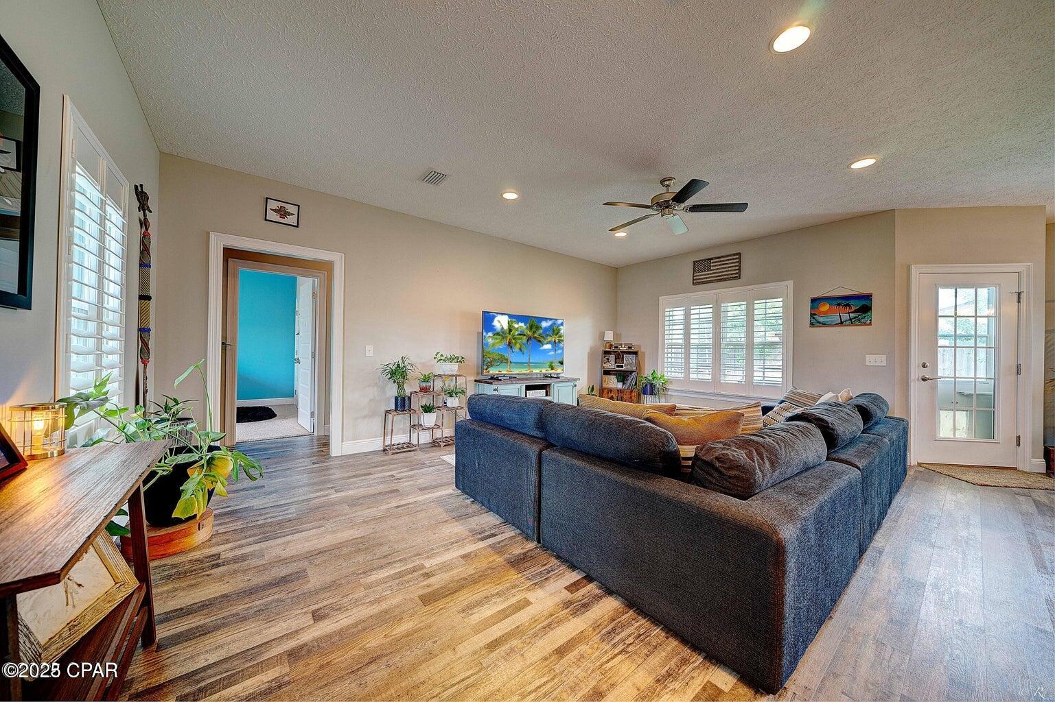 [No Recorded Subdiv] - Residential Lease