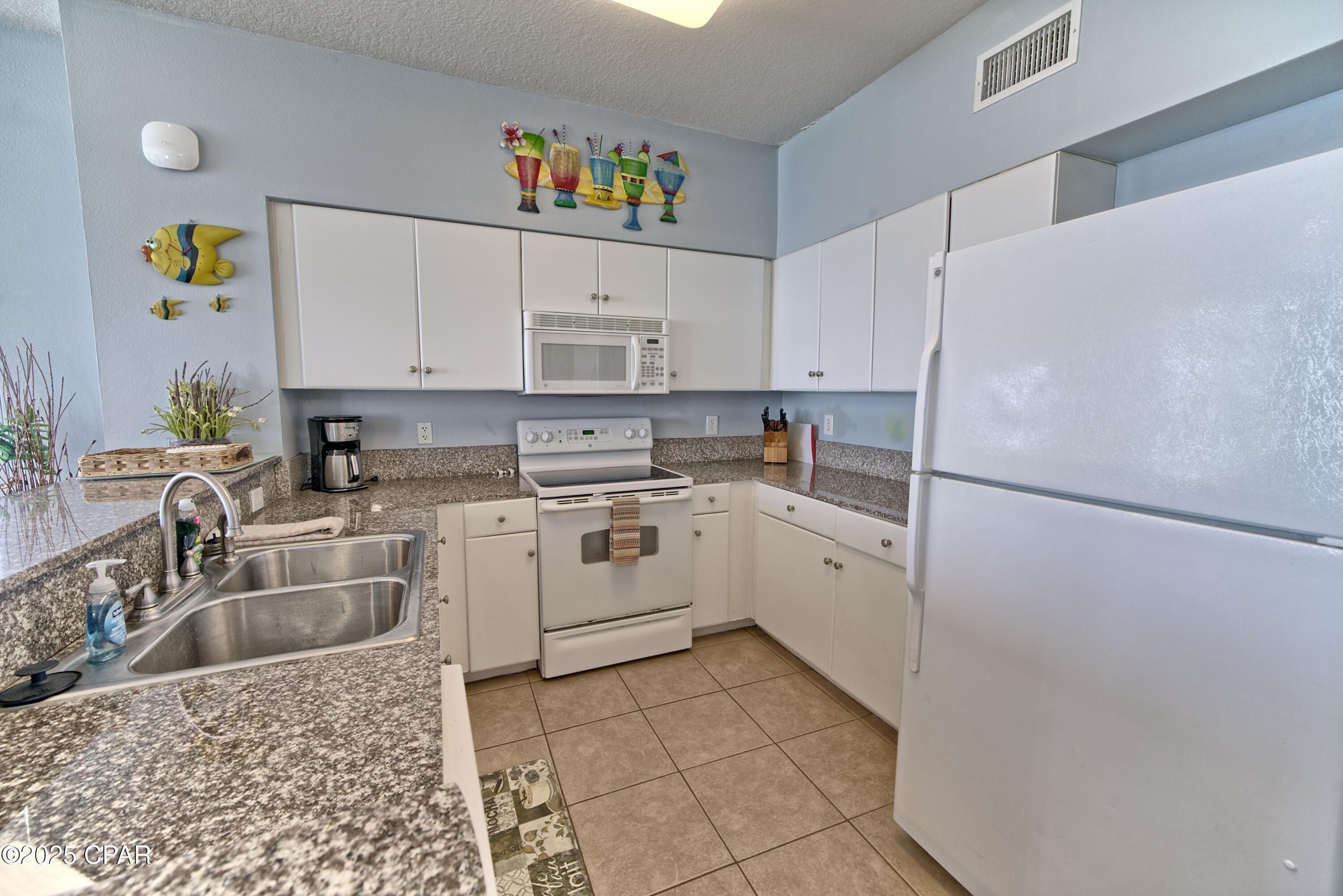 Shores Of Panama - Residential