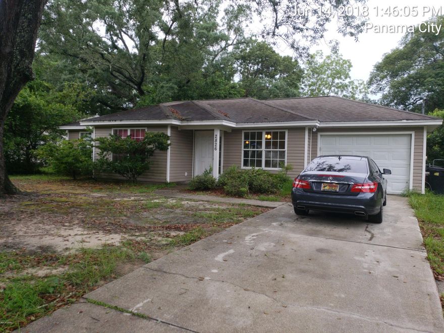 Great starter home for family at a great price.  Home needs TLC and minor fixes but will make a fabulous home in a great area for the perfect family.  Must see at this price. Make your appointment today!  All sizes are approximates and from county website, need to be verified if important.