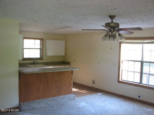 [No Recorded Subdiv] - Commercial Sale