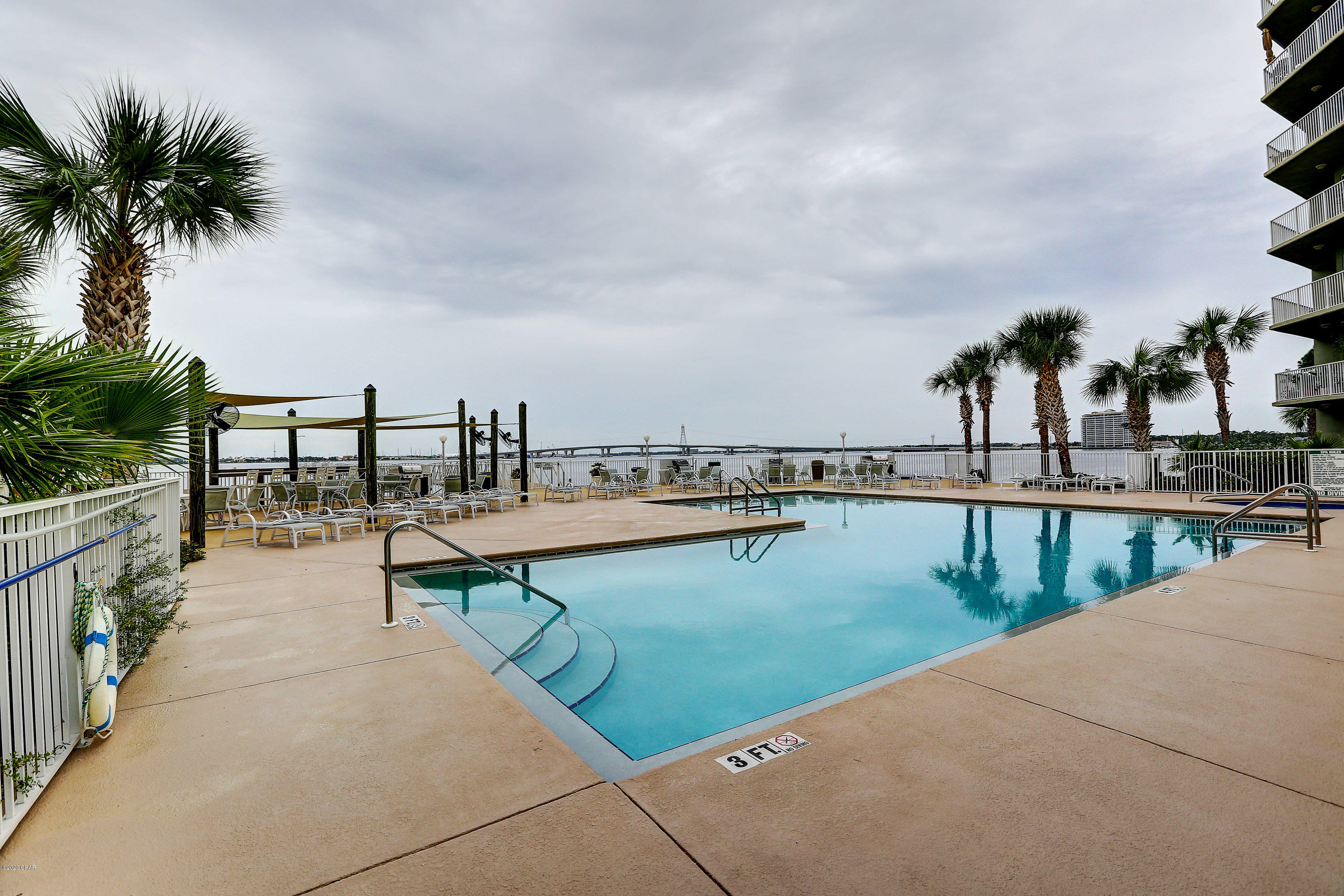 Hibiscus By The Bay - Residential