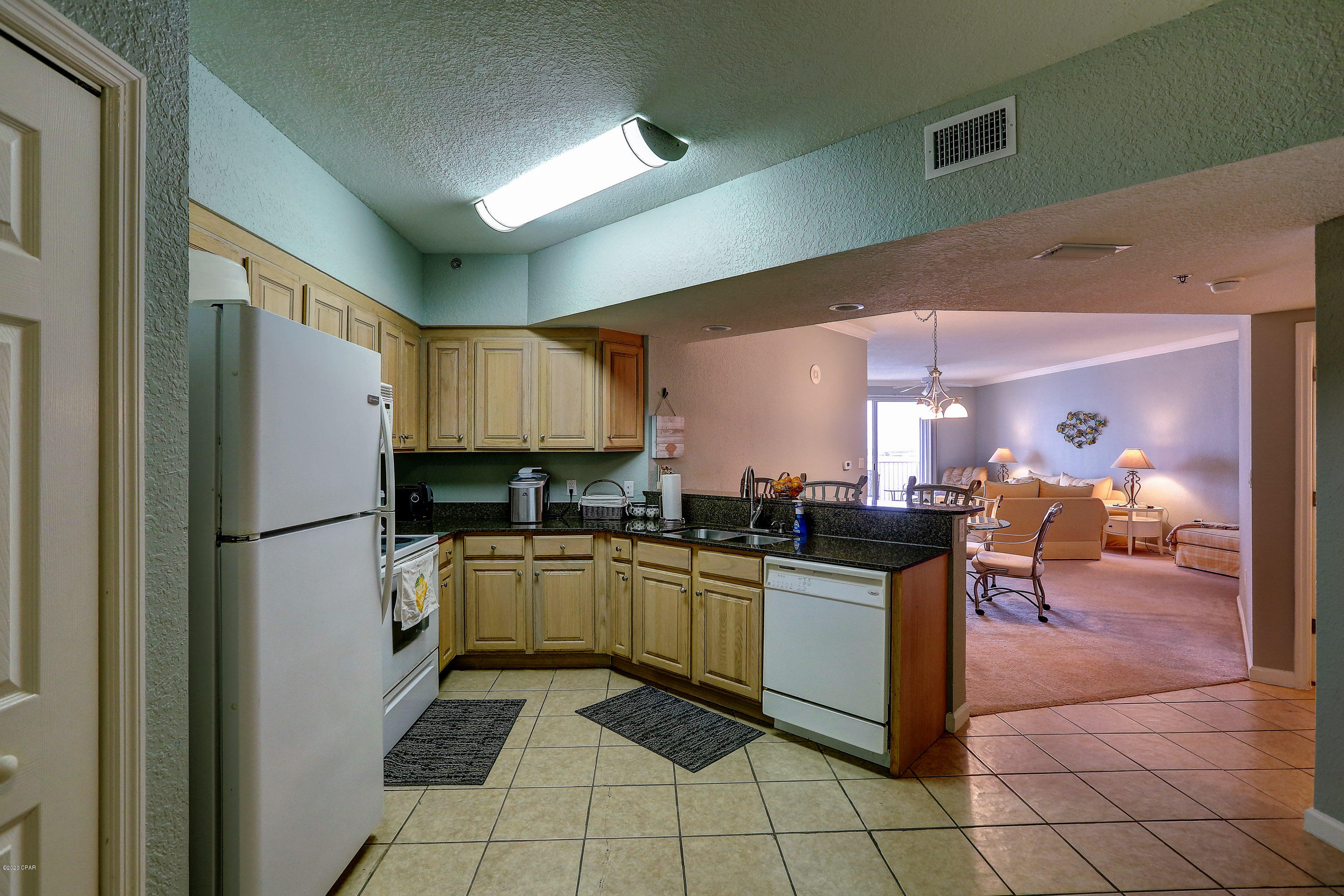 Hibiscus By The Bay - Residential