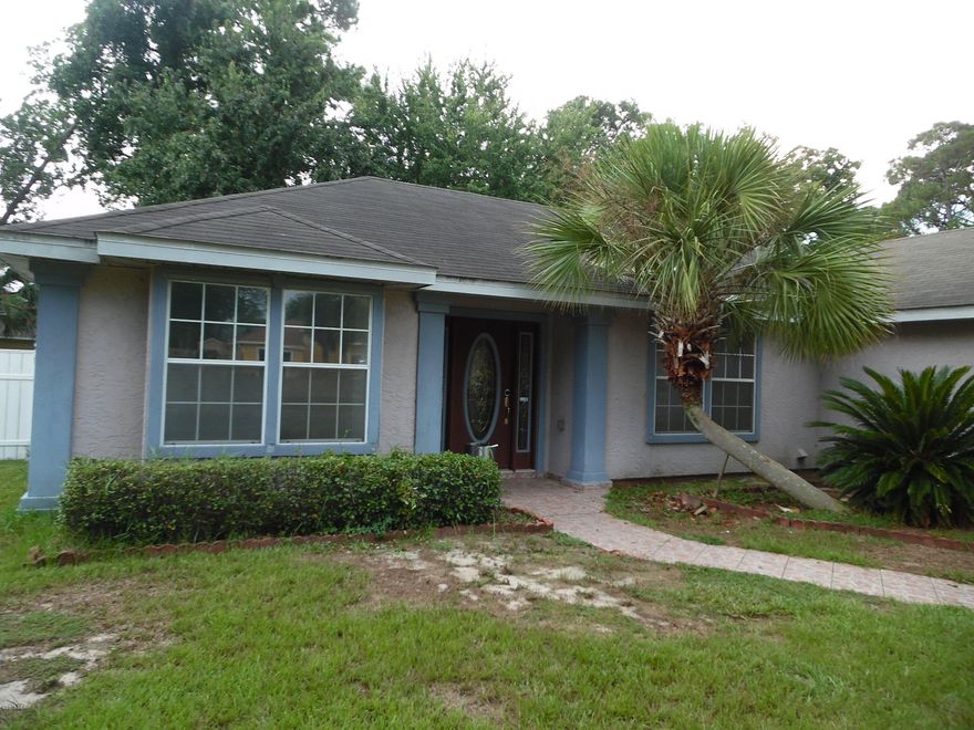 This is a great opportunity, for a home with a wonderful open floorplan, in the highly sought-after family subdivision of Treasure Palms.  This home has privacy, located on the back side of the subdivision, with a lovely back yard and sunroom. With a split floorplan and a big fireplace in the center of the home, this house really feels like home.