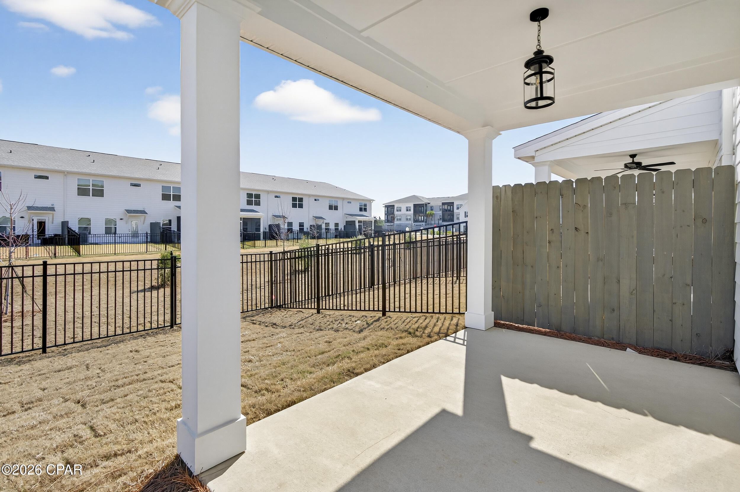 Colonial Landing - Residential