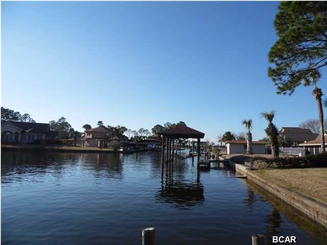 Baywood Shores Est Unit 4 - Residential