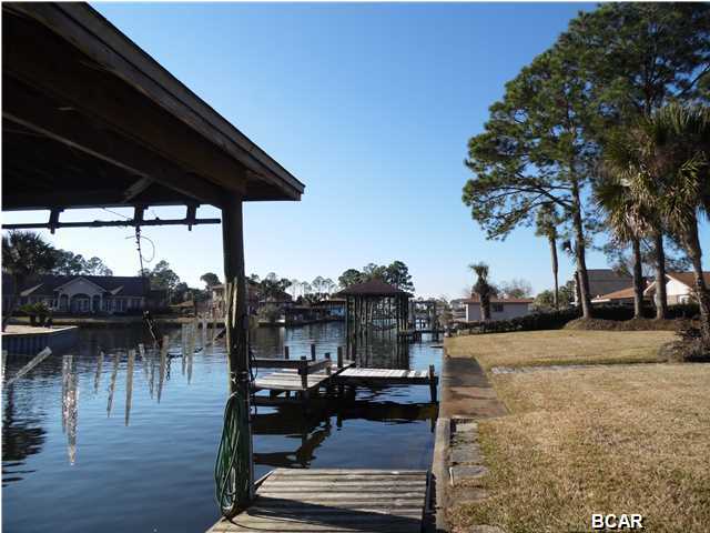 Baywood Shores Est Unit 4 - Residential