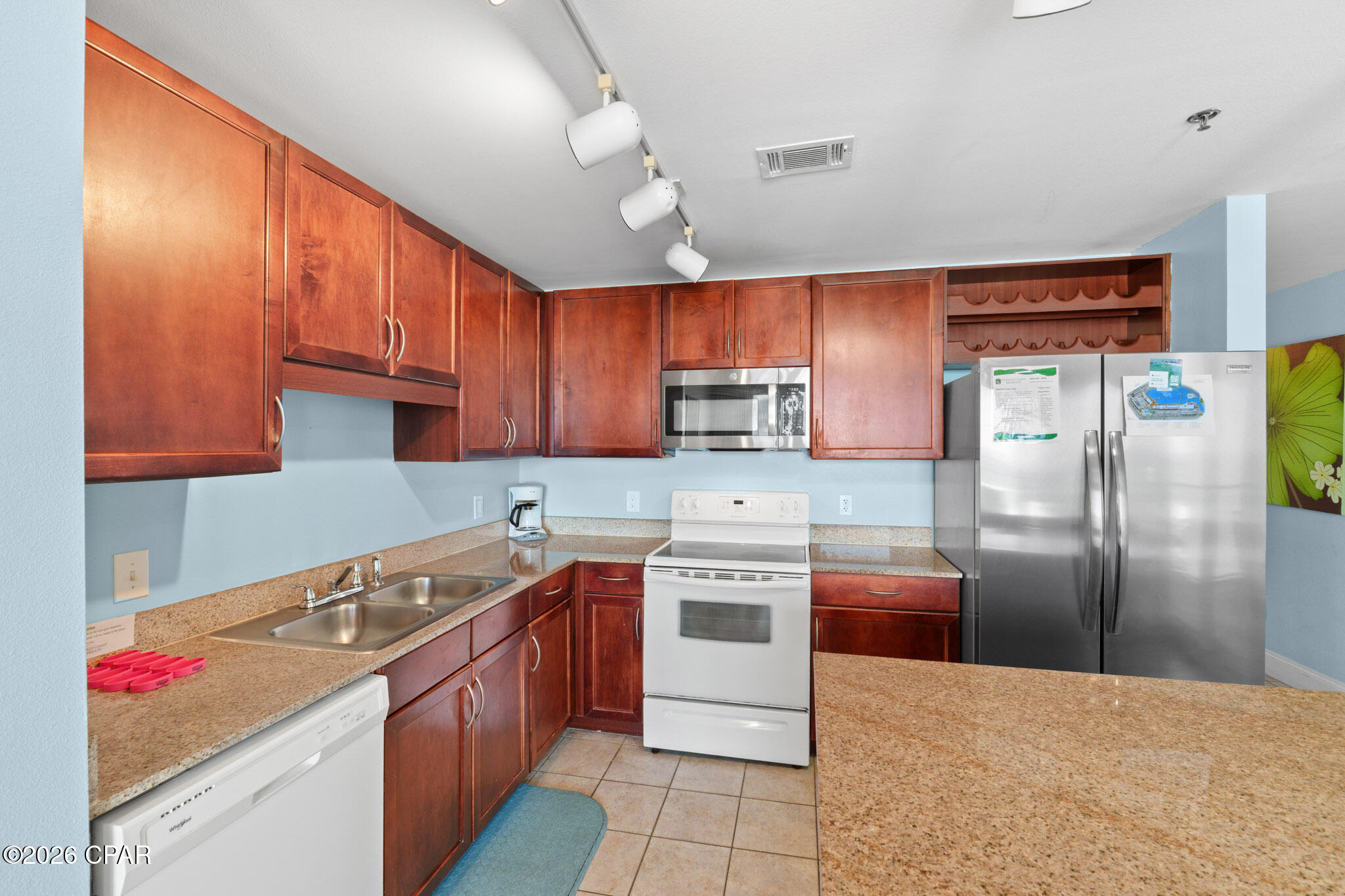 Laketown Wharf - Residential