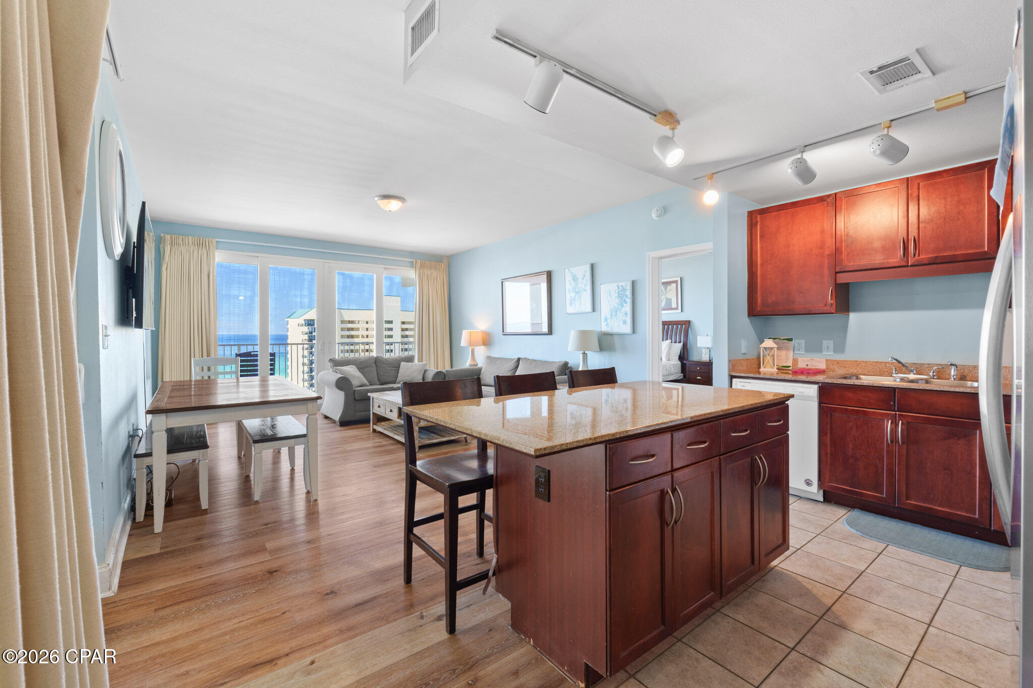 Laketown Wharf - Residential