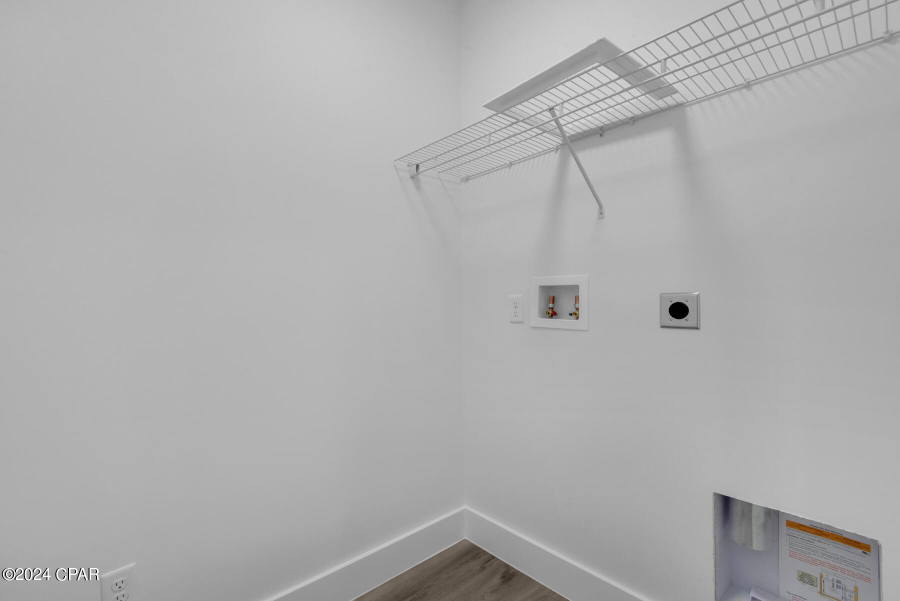 Hidden Cove - Residential Lease