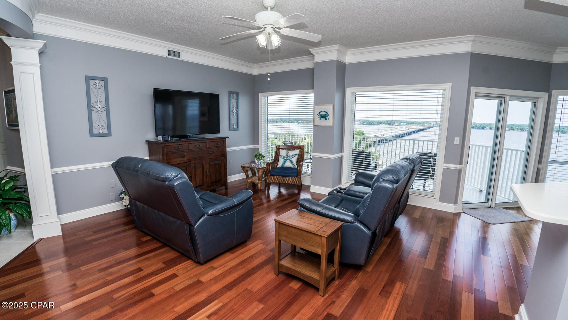 Marina Bay Condo - Residential