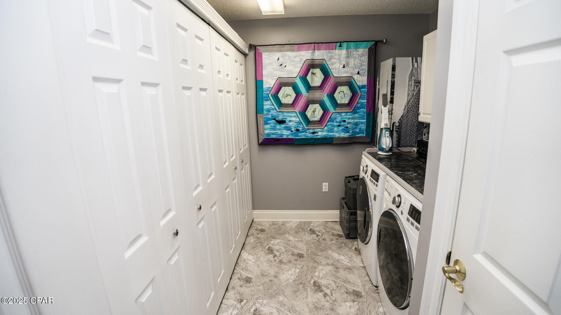 Marina Bay Condo - Residential