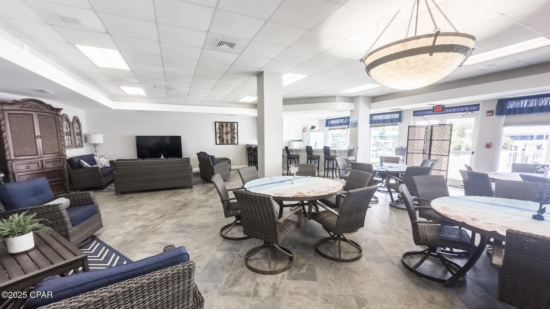 Marina Bay Condo - Residential