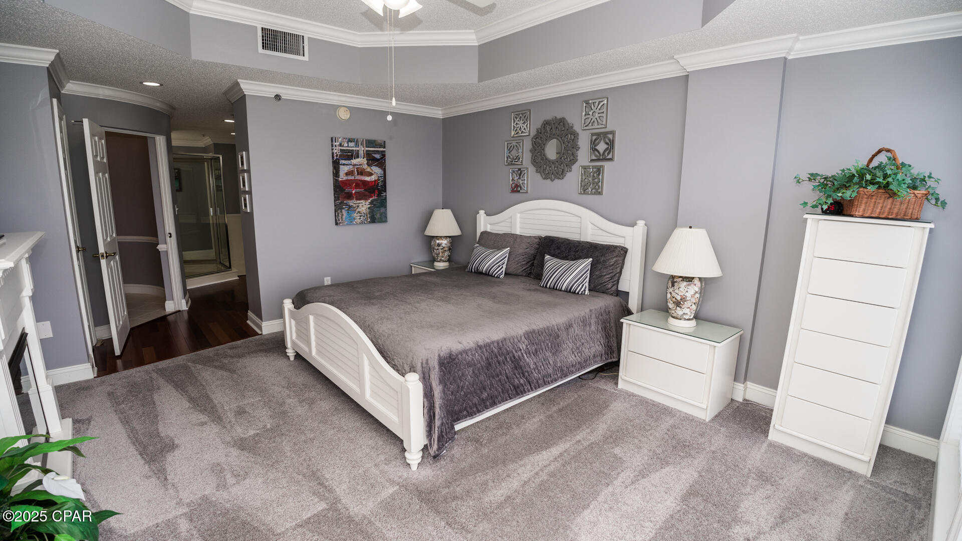 Marina Bay Condo - Residential