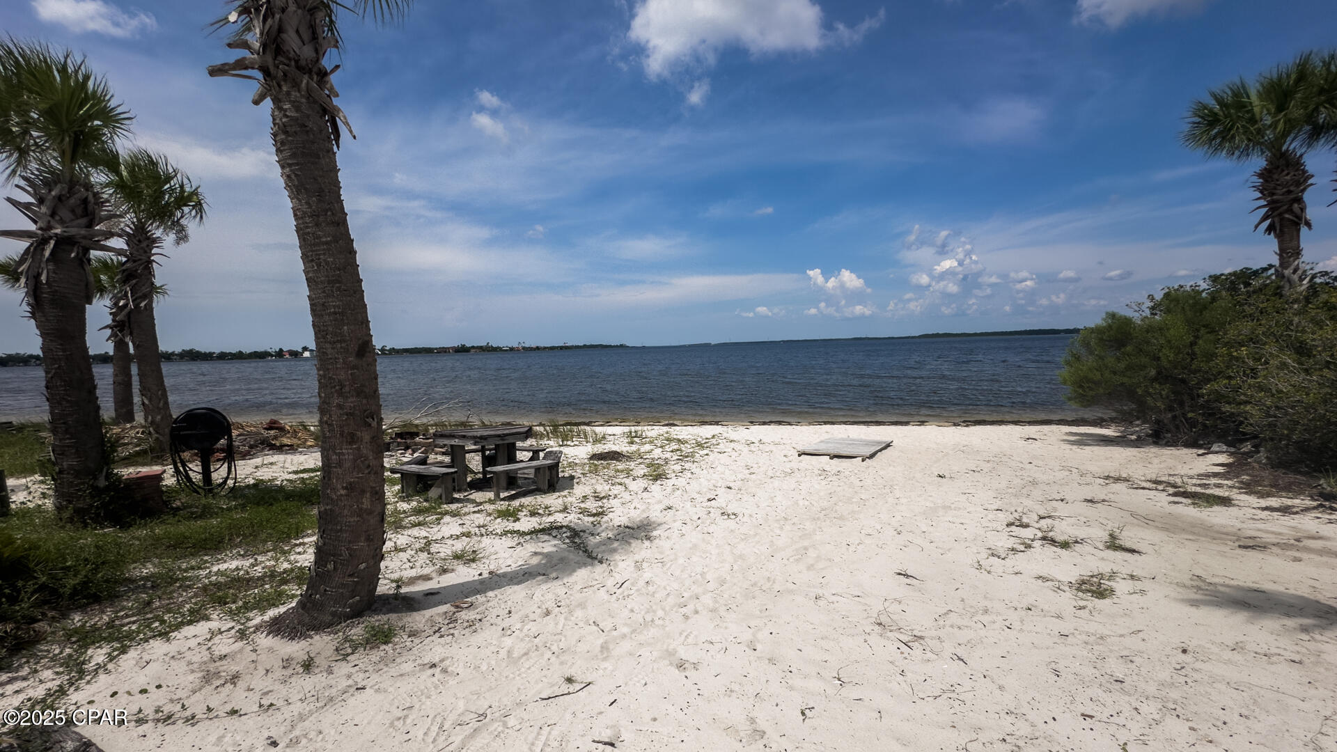 Marina Bay Condo - Residential