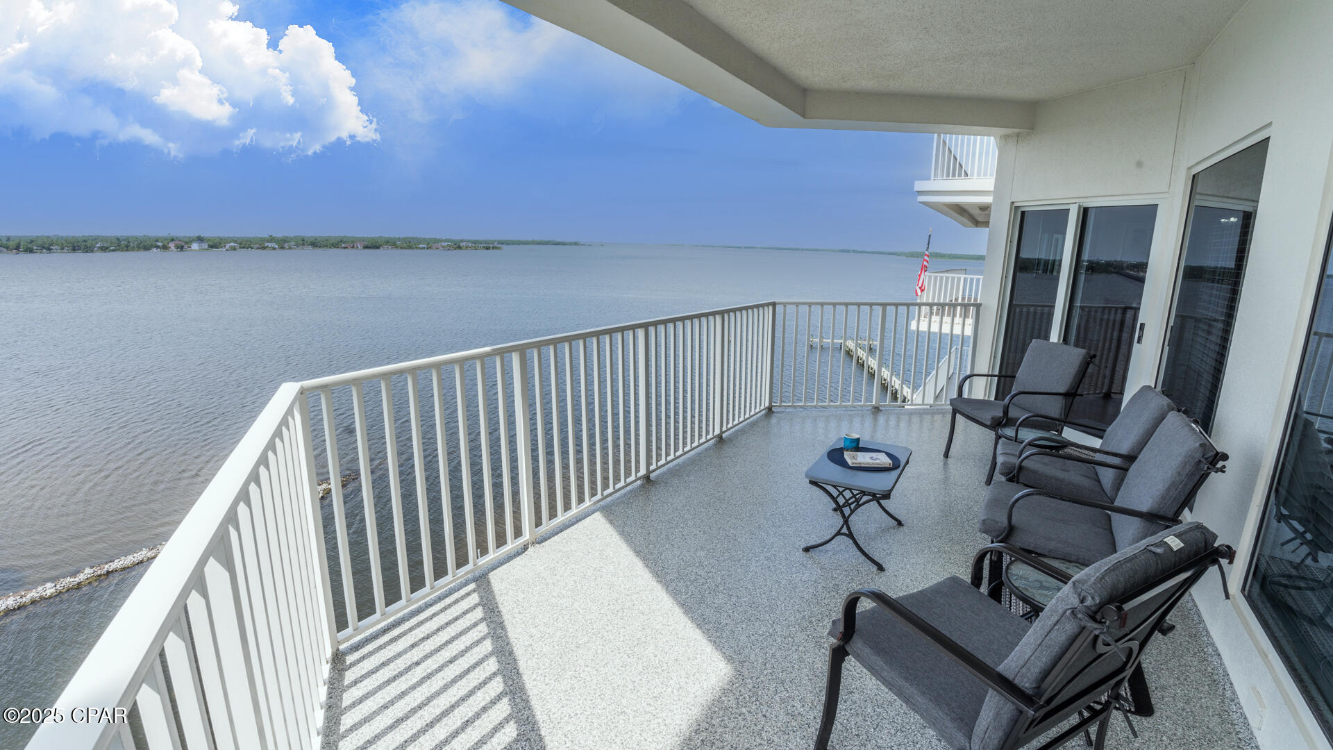 Marina Bay Condo - Residential