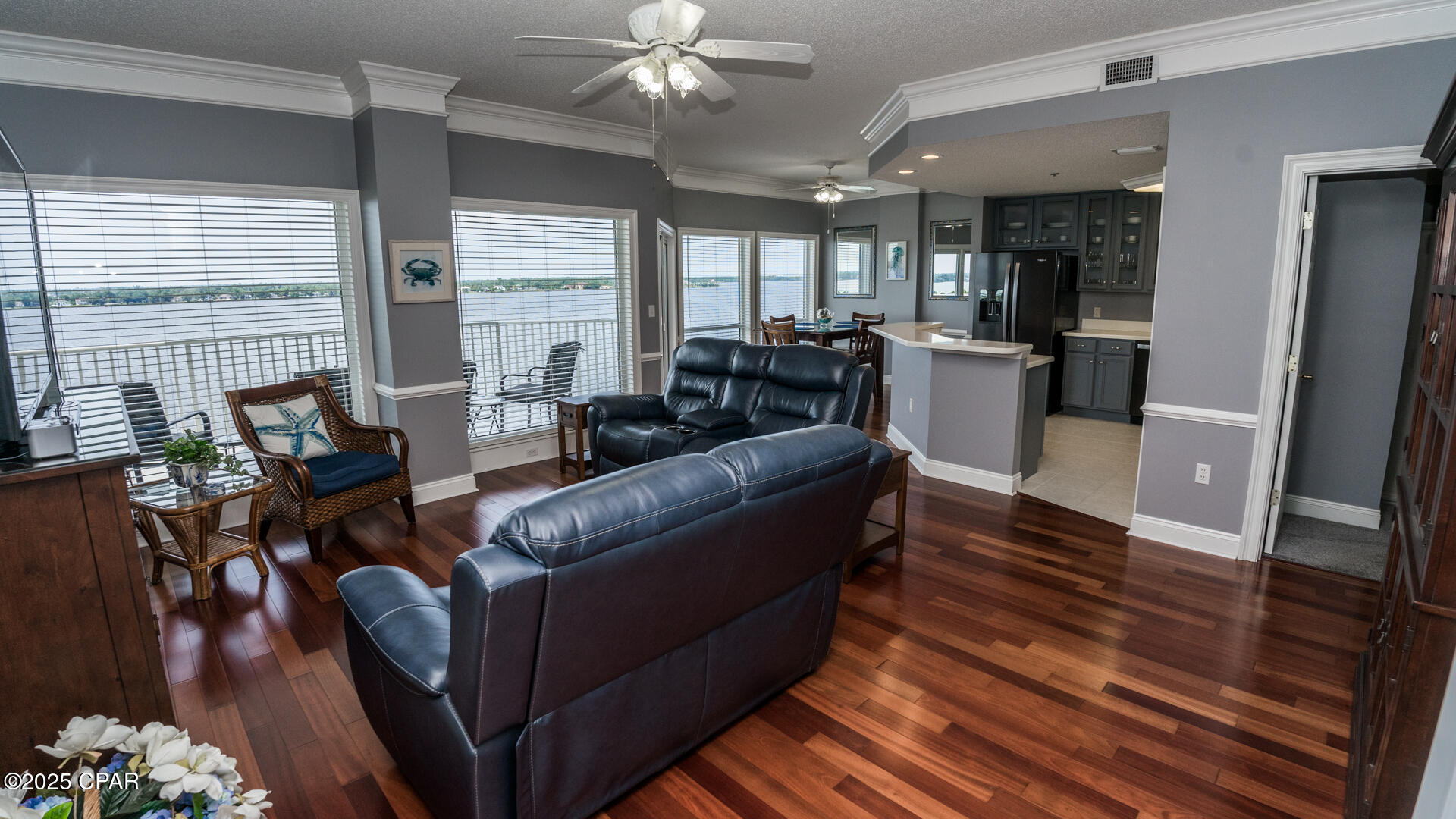 Marina Bay Condo - Residential