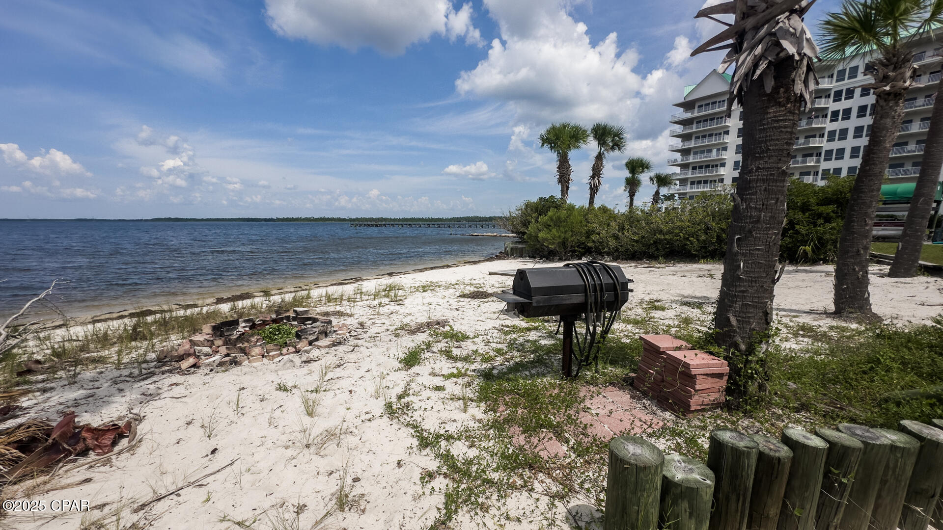 Marina Bay Condo - Residential