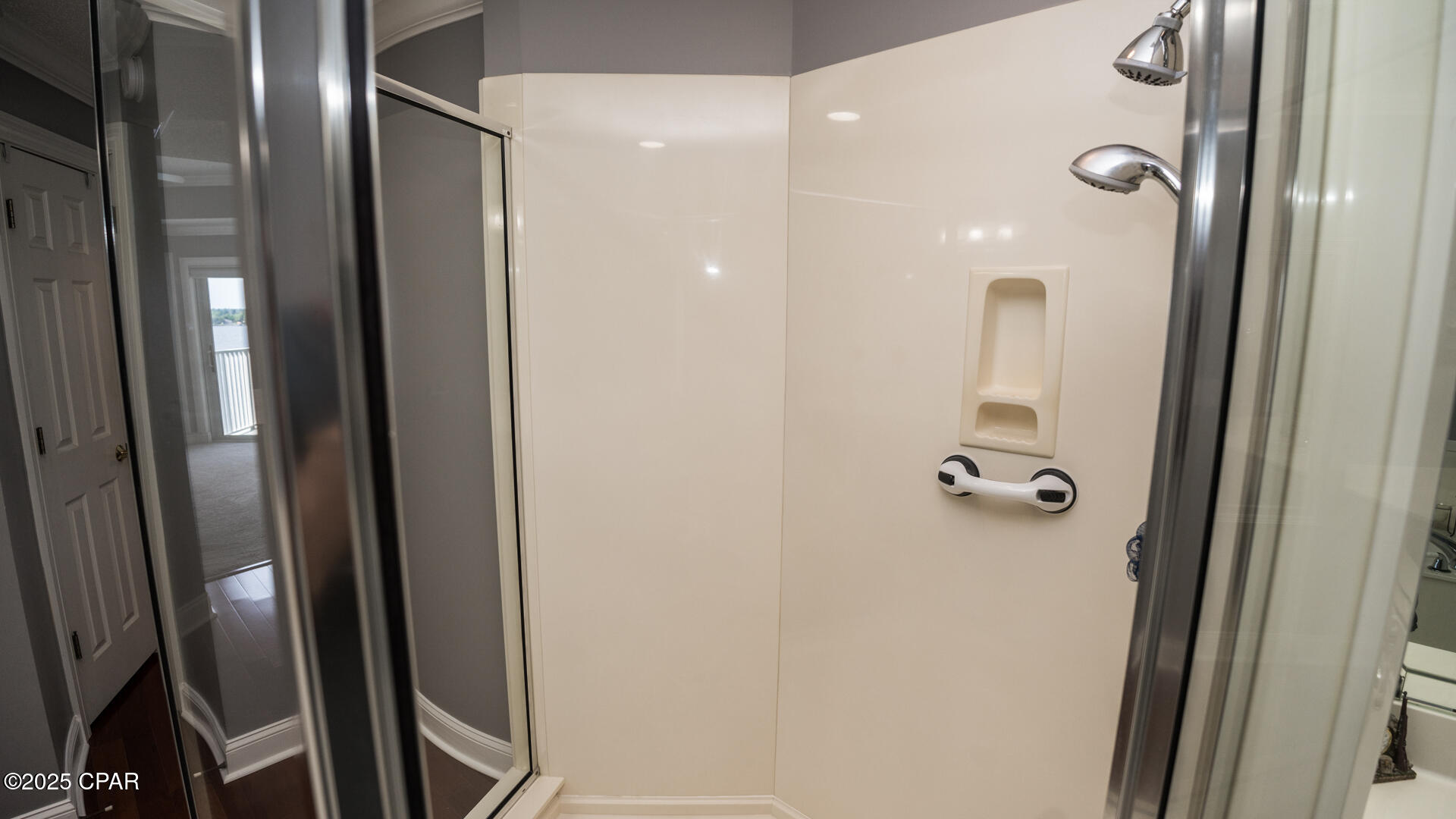 Marina Bay Condo - Residential