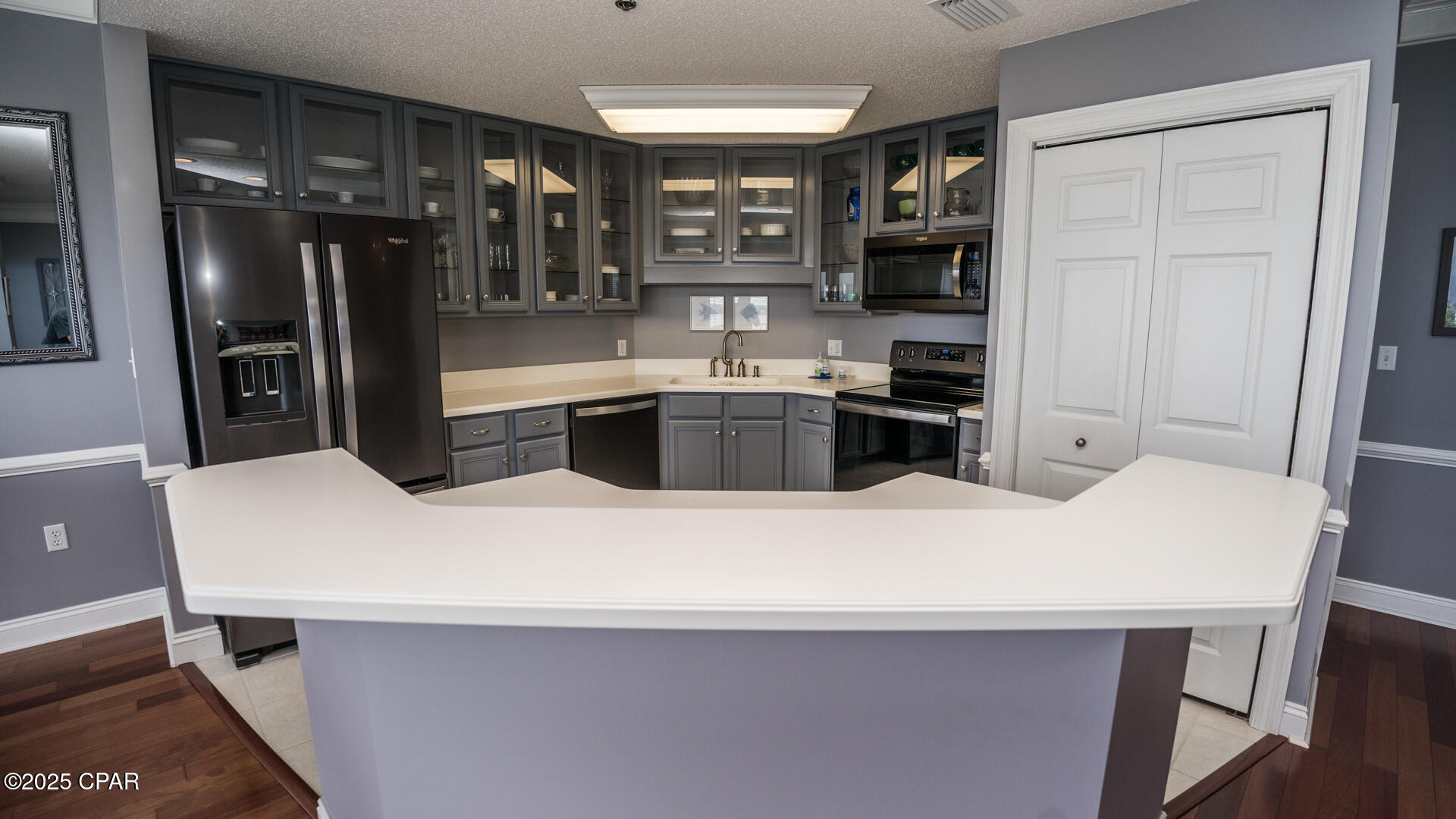 Marina Bay Condo - Residential