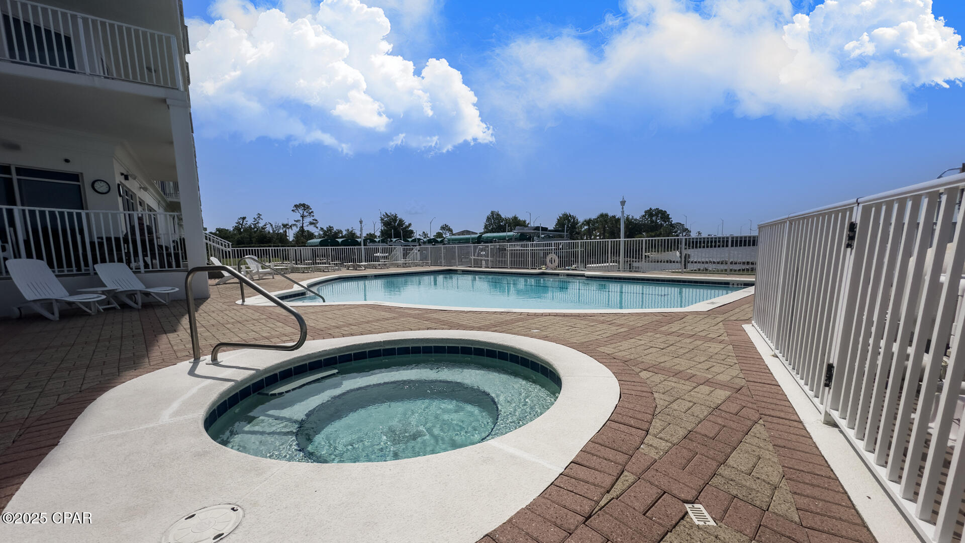 Marina Bay Condo - Residential