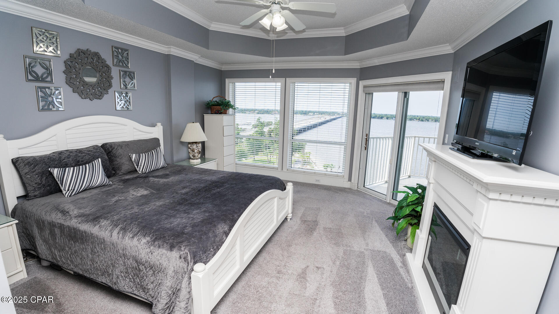 Marina Bay Condo - Residential