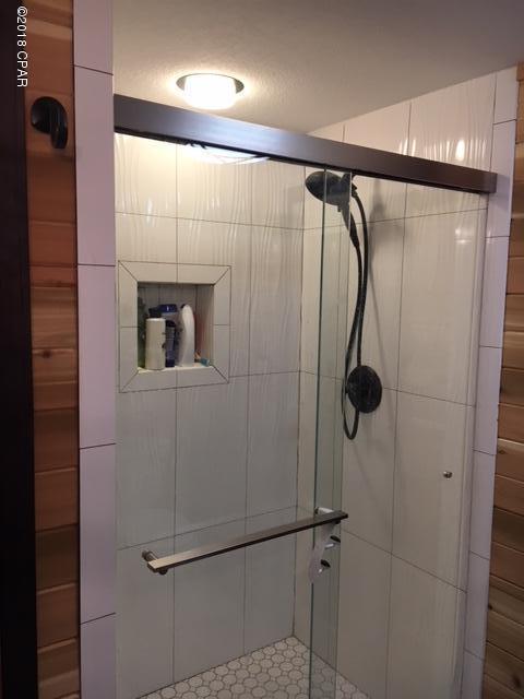 Hibiscus By The Bay - Residential