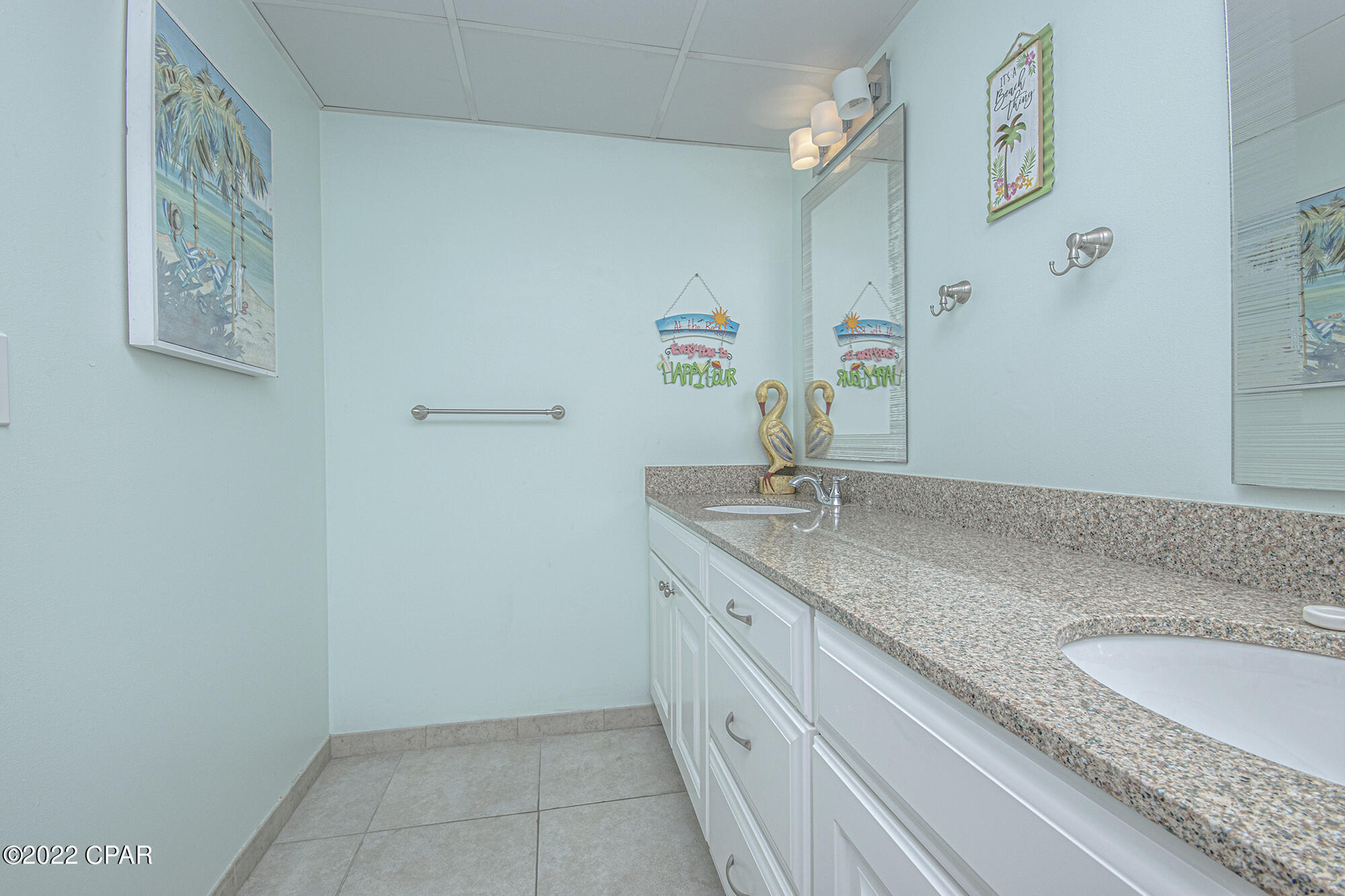 Long Beach Towers III - Residential