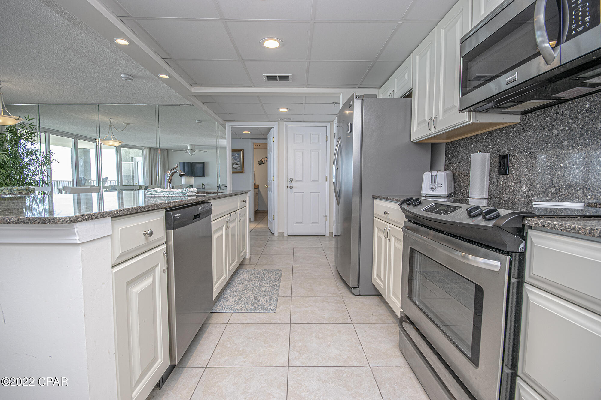 Long Beach Towers III - Residential