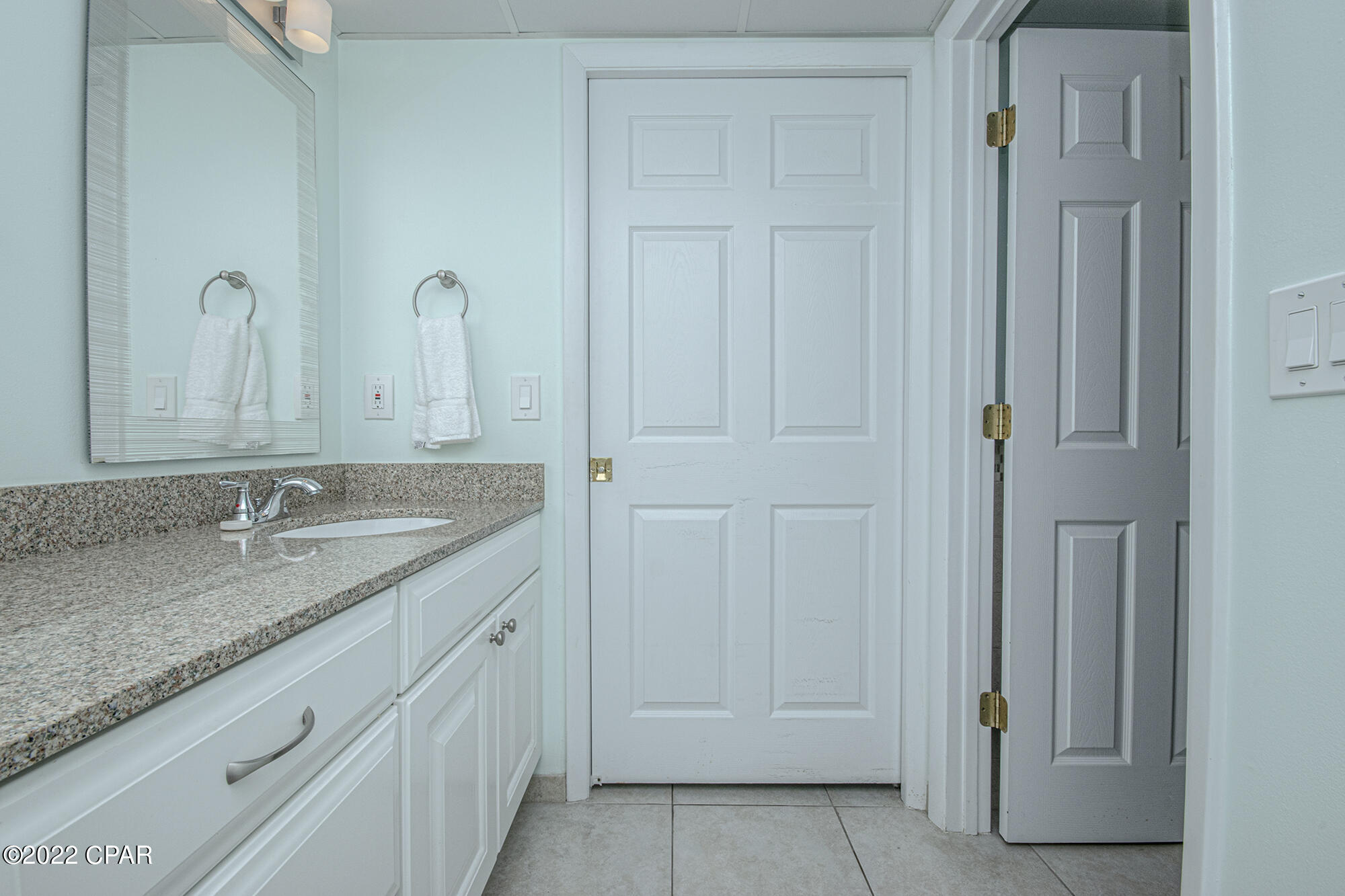 Long Beach Towers III - Residential