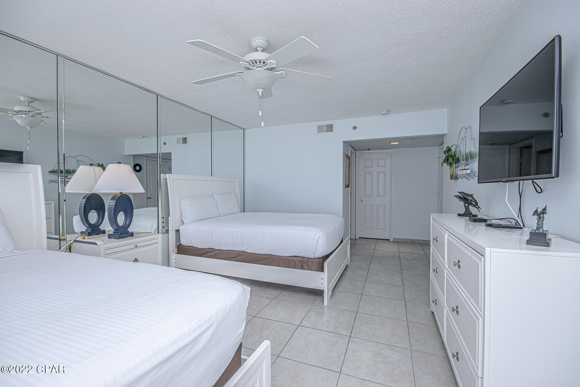 Long Beach Towers III - Residential