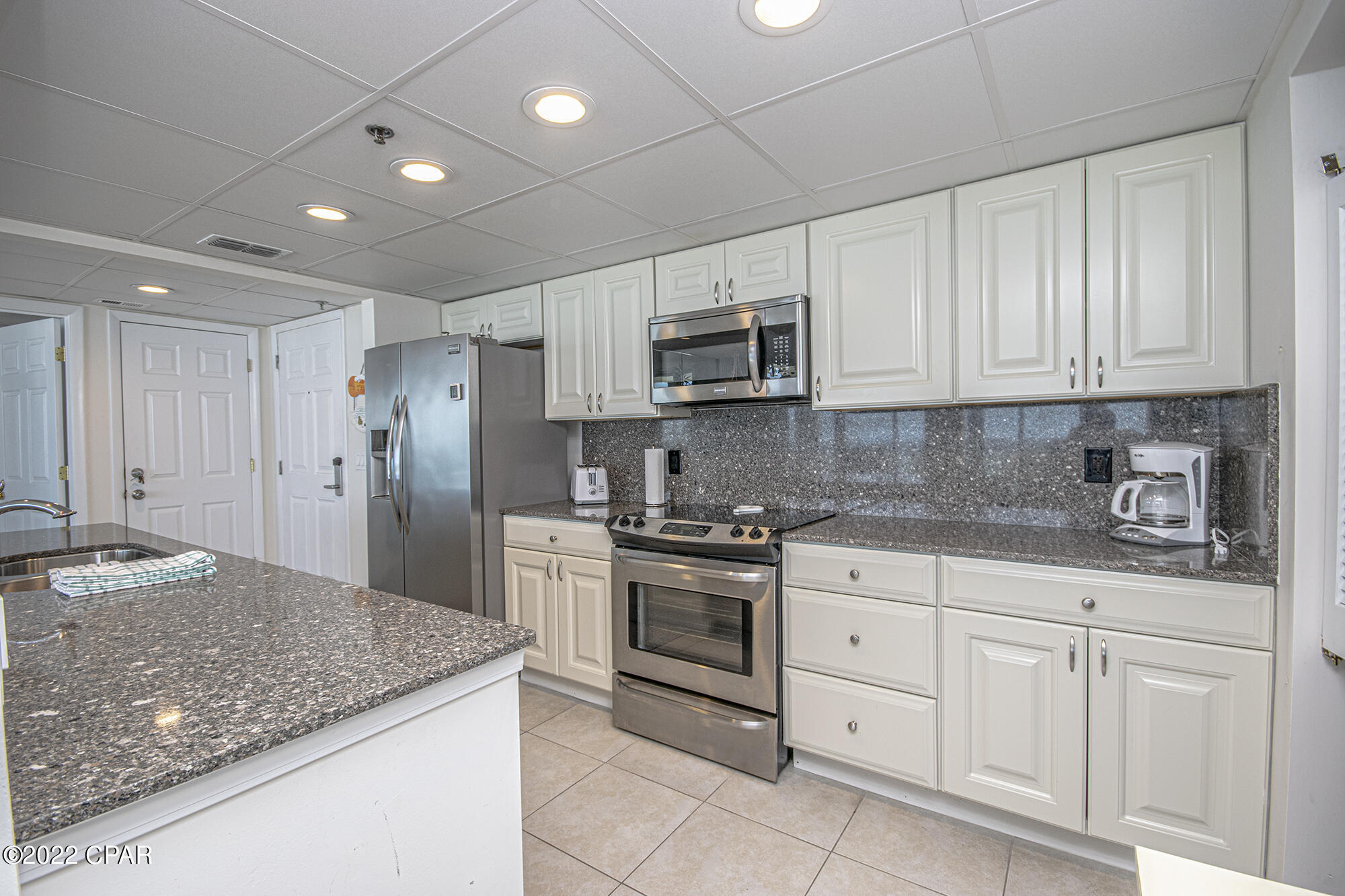 Long Beach Towers III - Residential