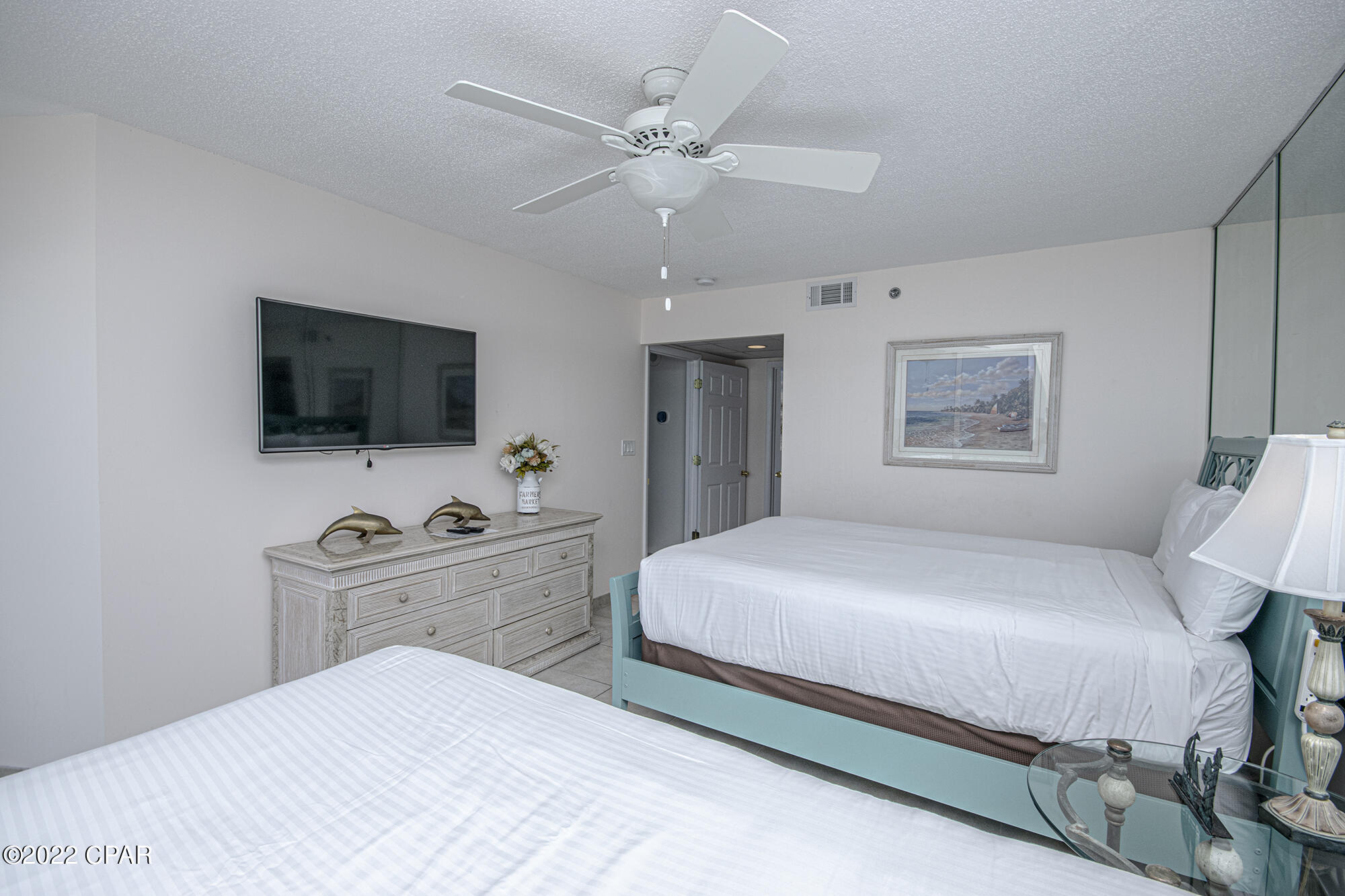 Long Beach Towers III - Residential