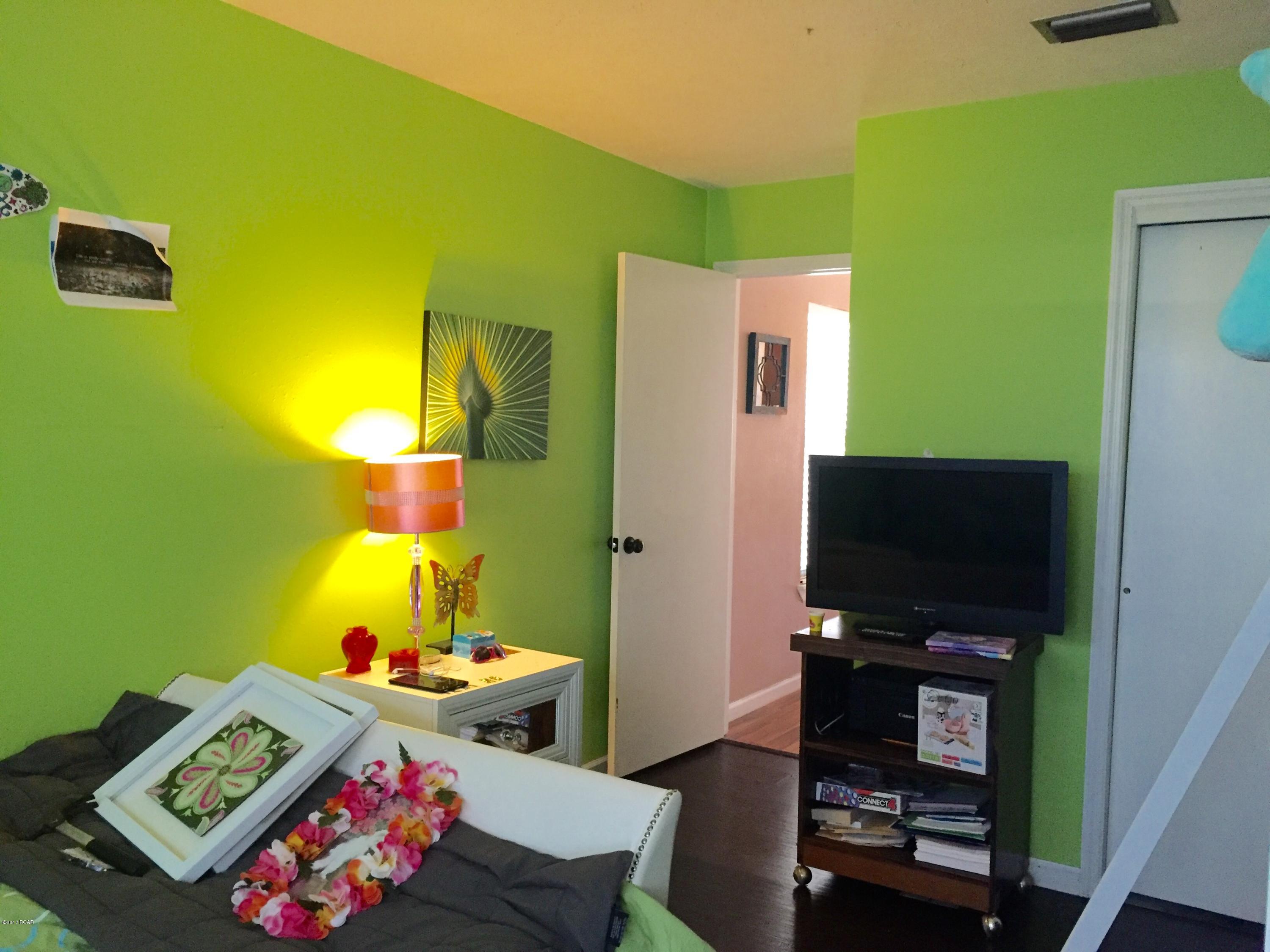 Michigan Court Sub - Residential