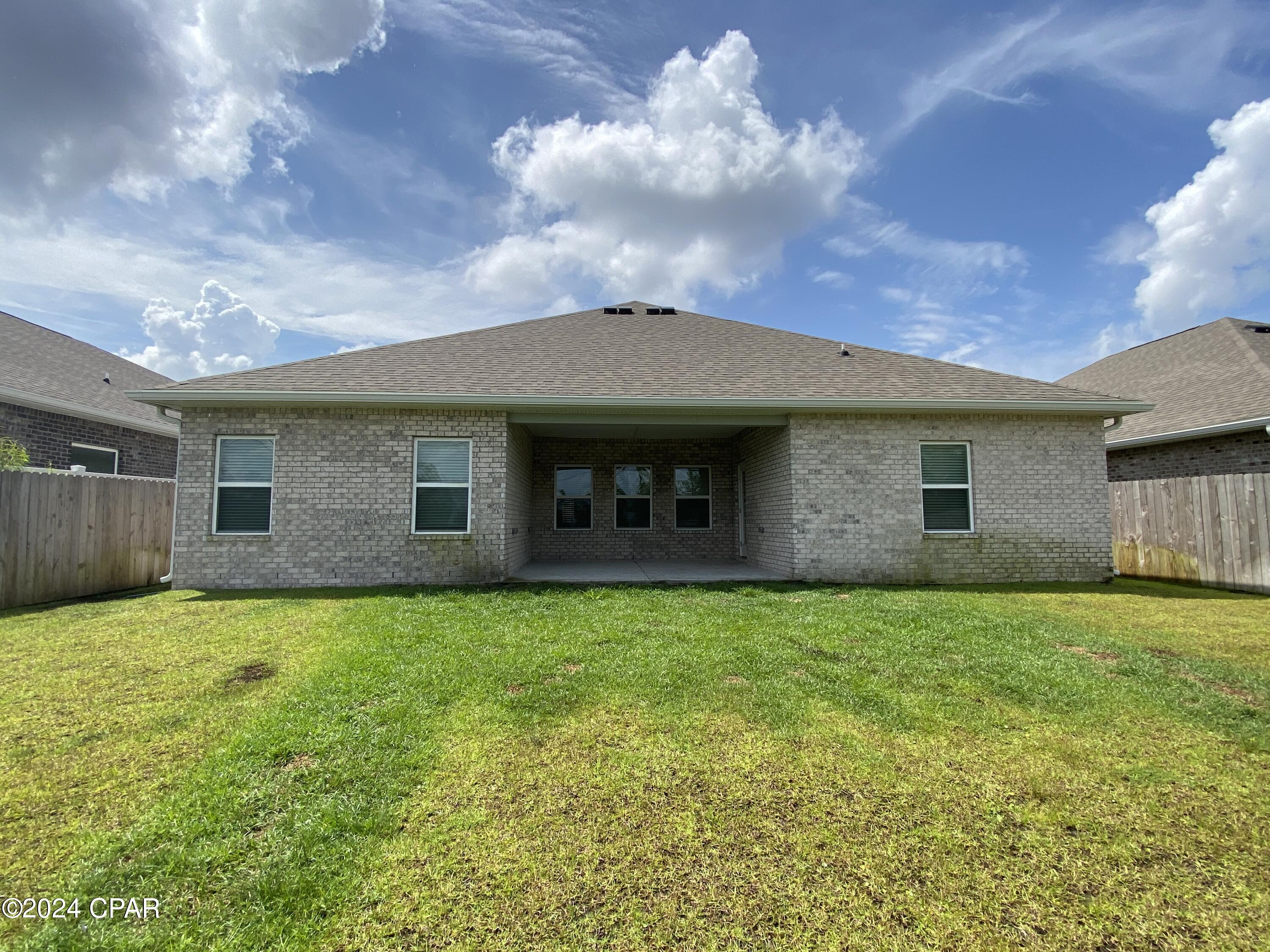 [No Recorded Subdiv] - Residential Lease