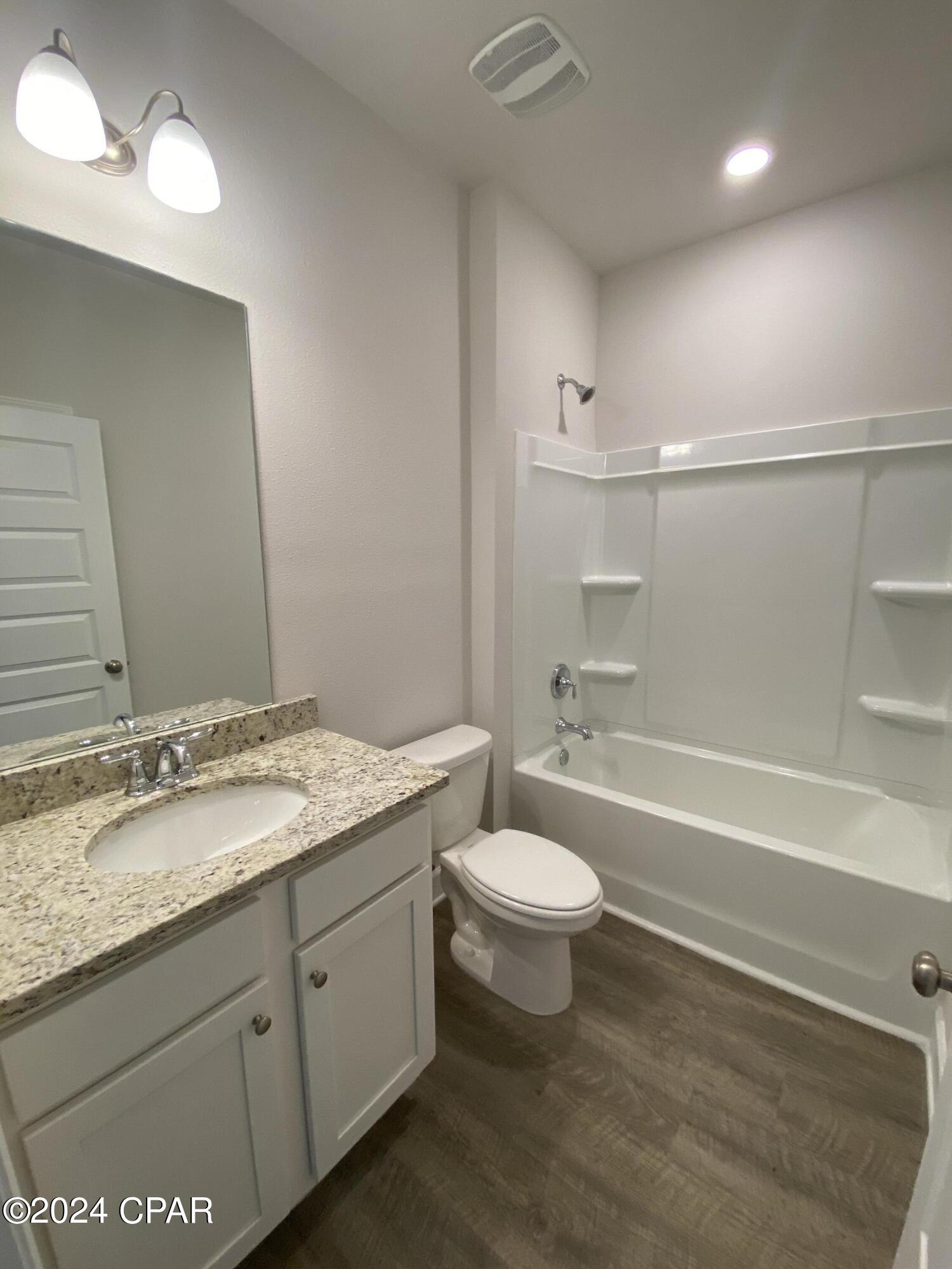 [No Recorded Subdiv] - Residential Lease