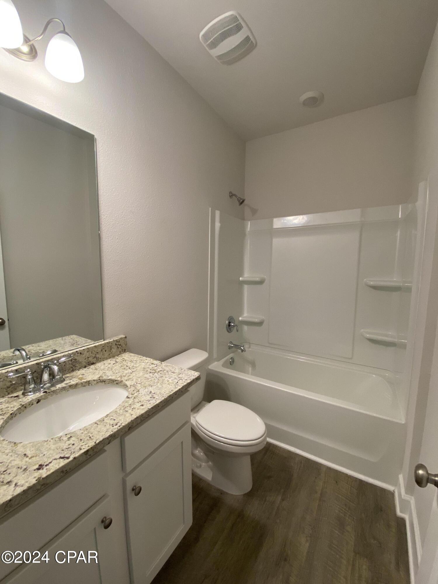 [No Recorded Subdiv] - Residential Lease