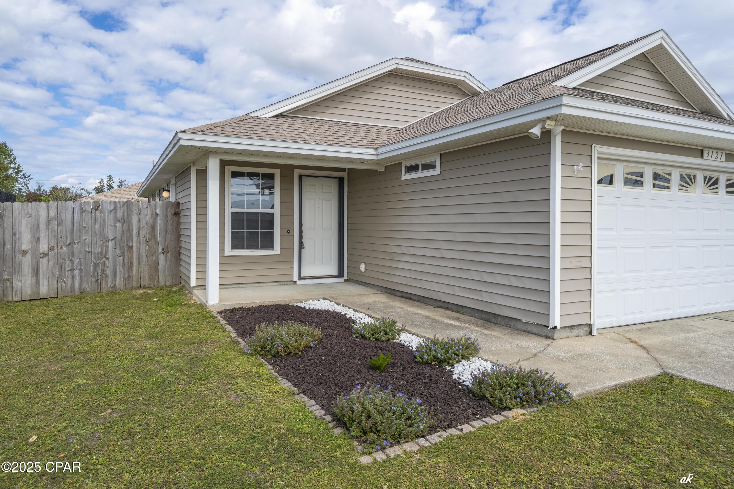 [No Recorded Subdiv] - Residential Lease