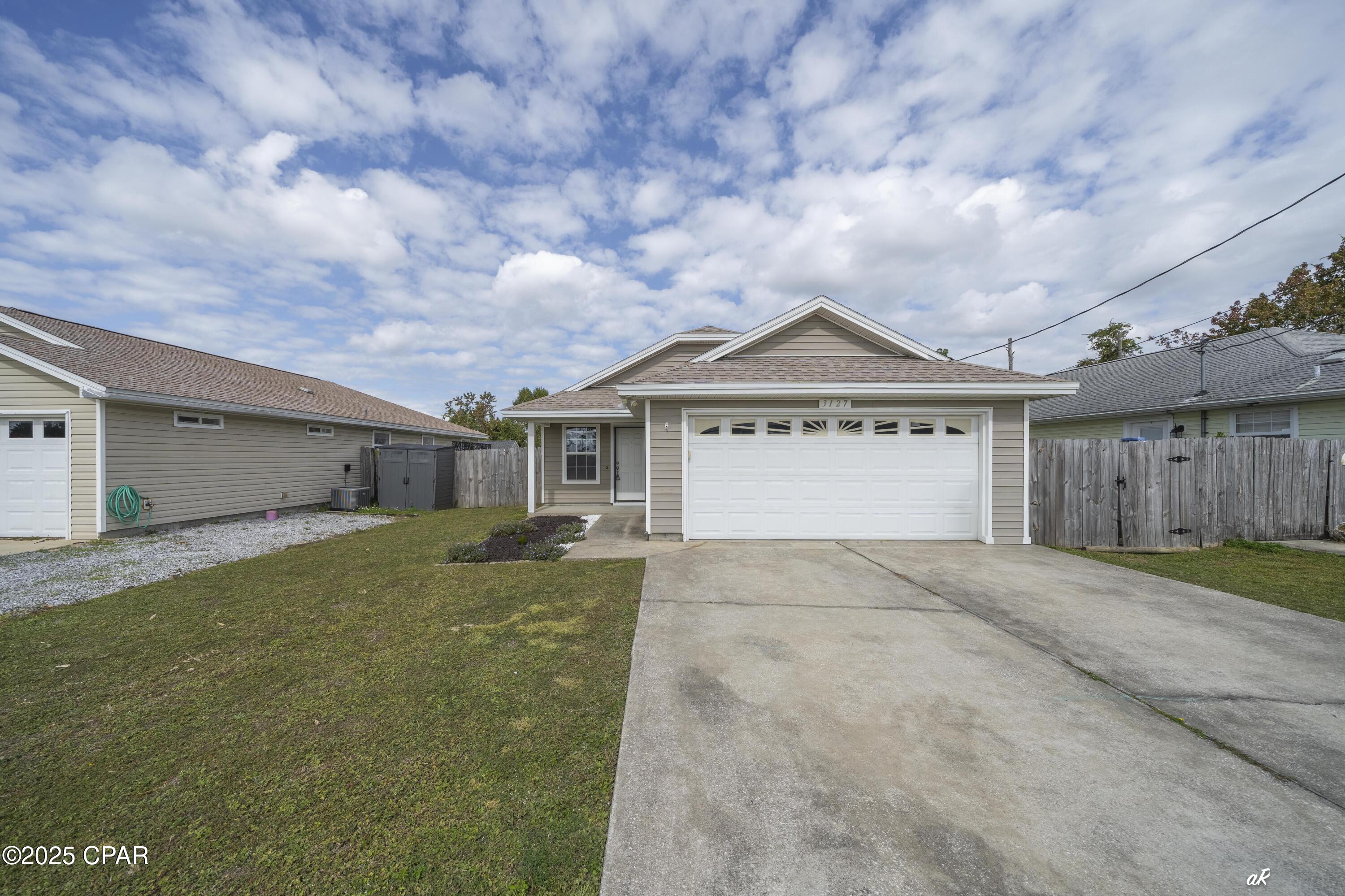 [No Recorded Subdiv] - Residential Lease