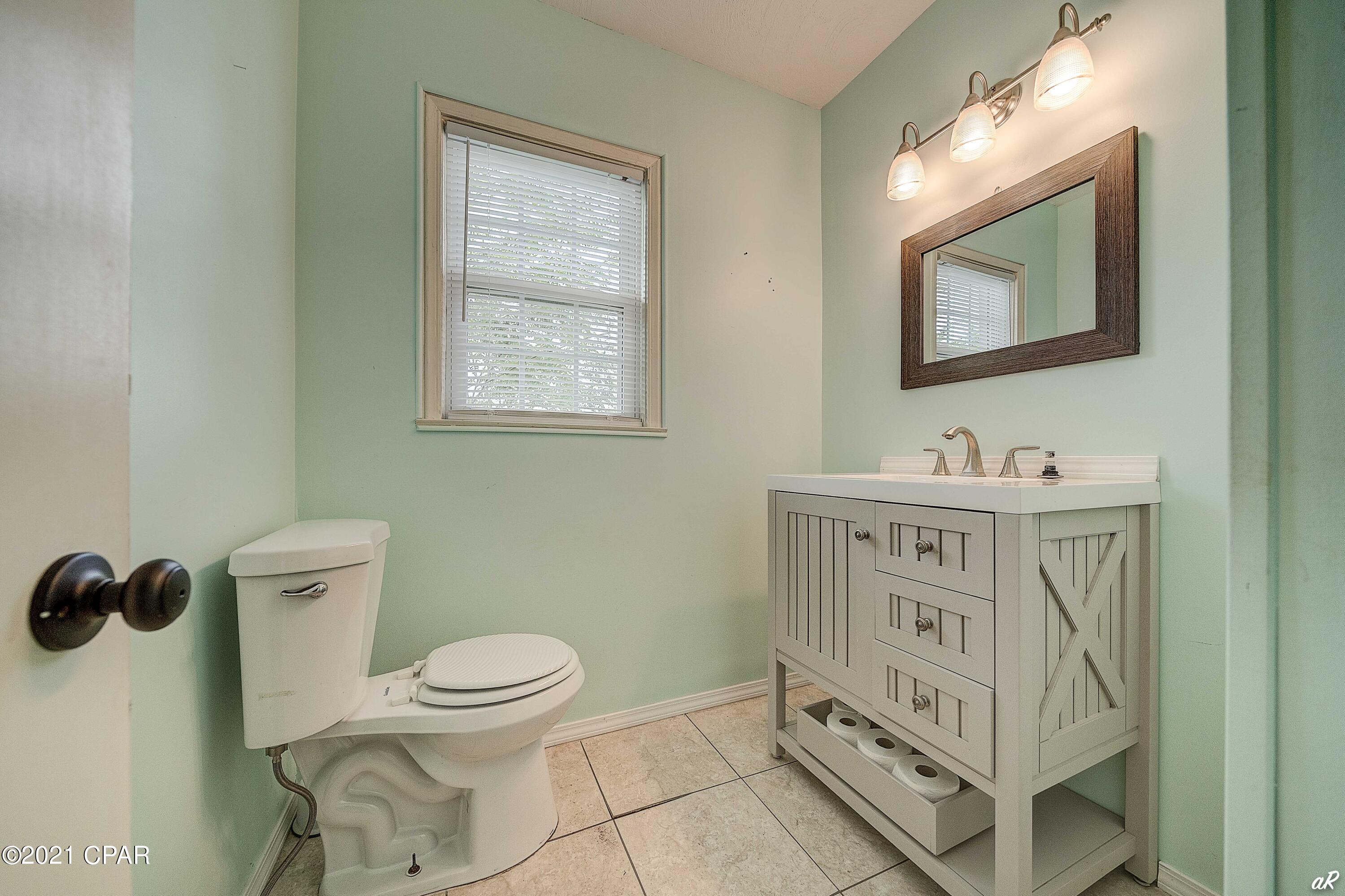 Cove Terrace 3rd Add - Residential Lease