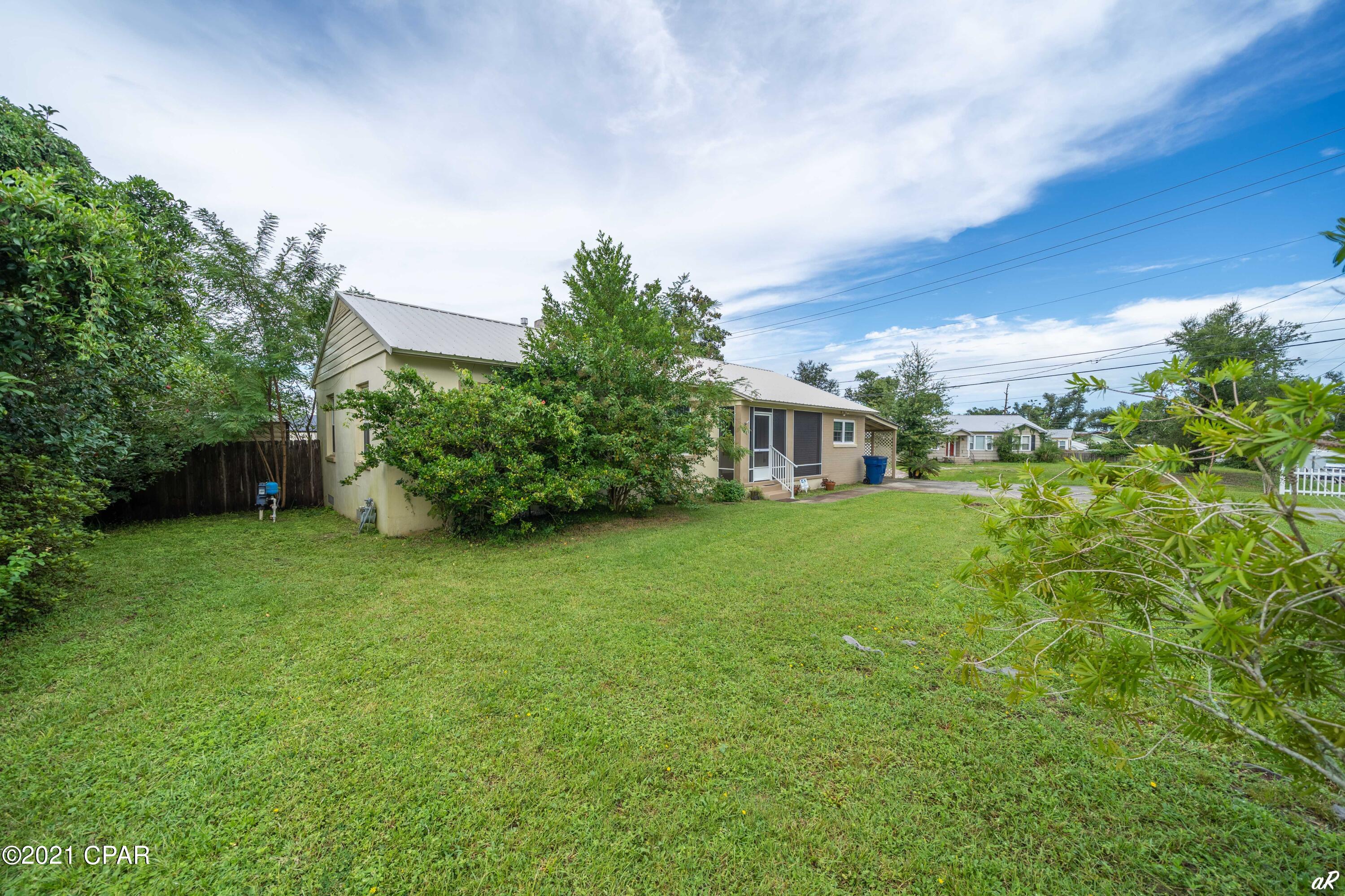 Cove Terrace 3rd Add - Residential Lease