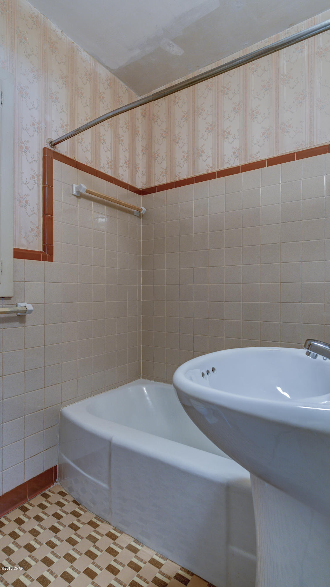 Jinks Sub U-1 - Residential