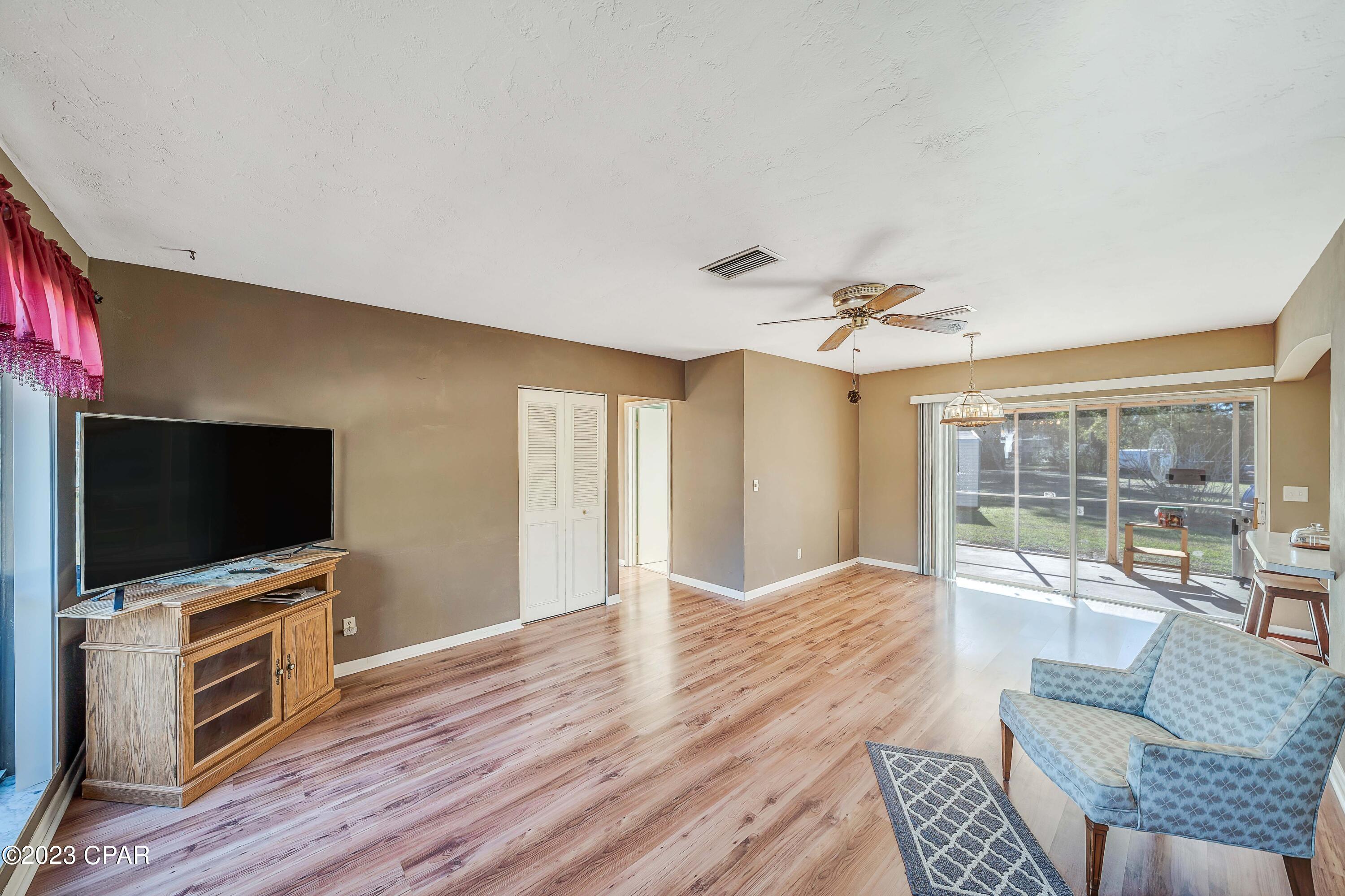 Sunny Hills Unit 4 - Residential