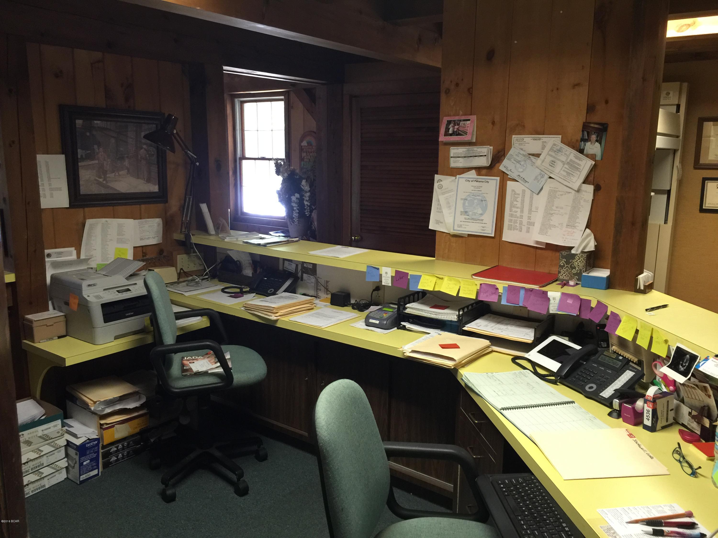 Monroeville - Commercial Sale