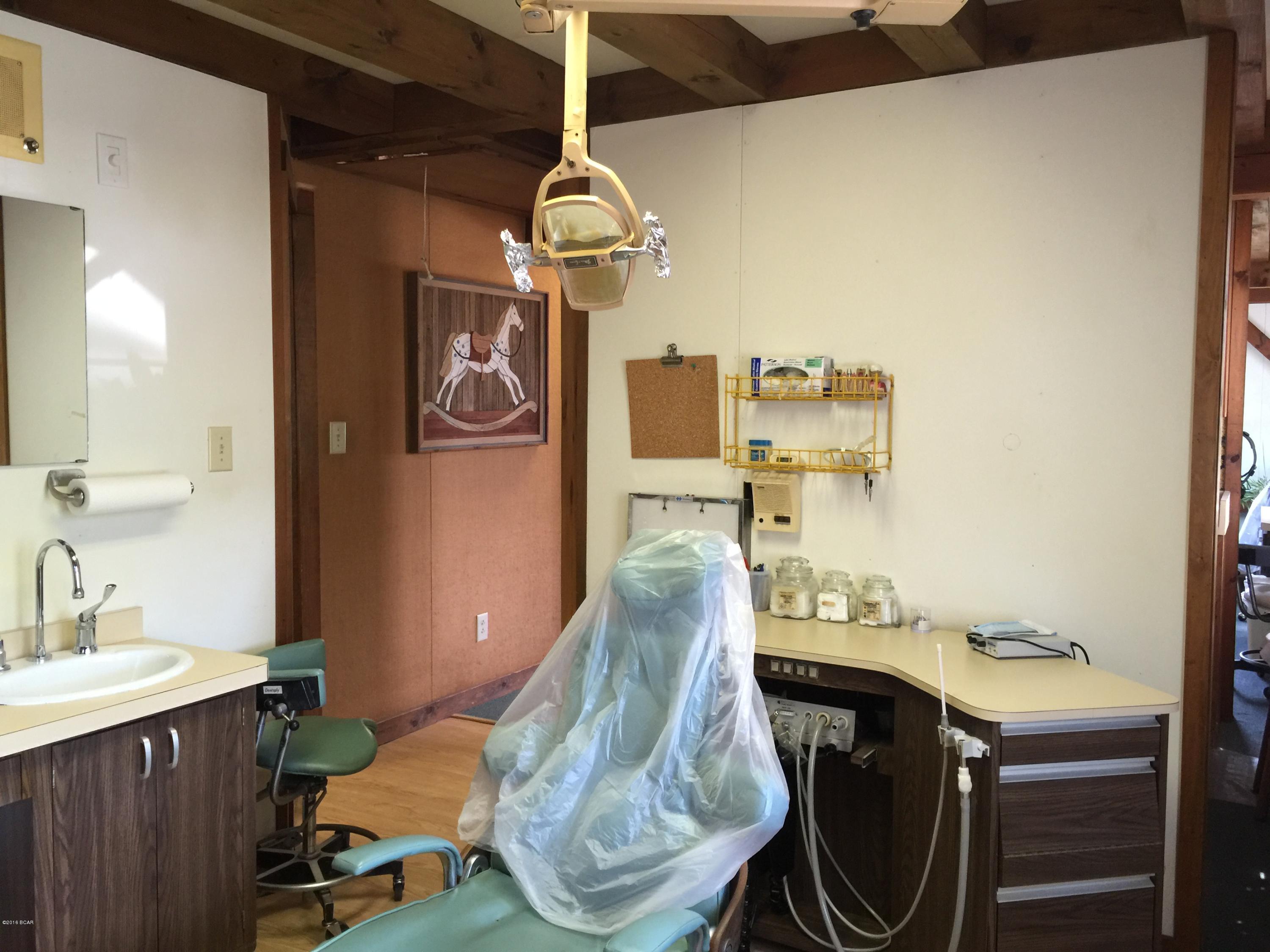 Monroeville - Commercial Sale